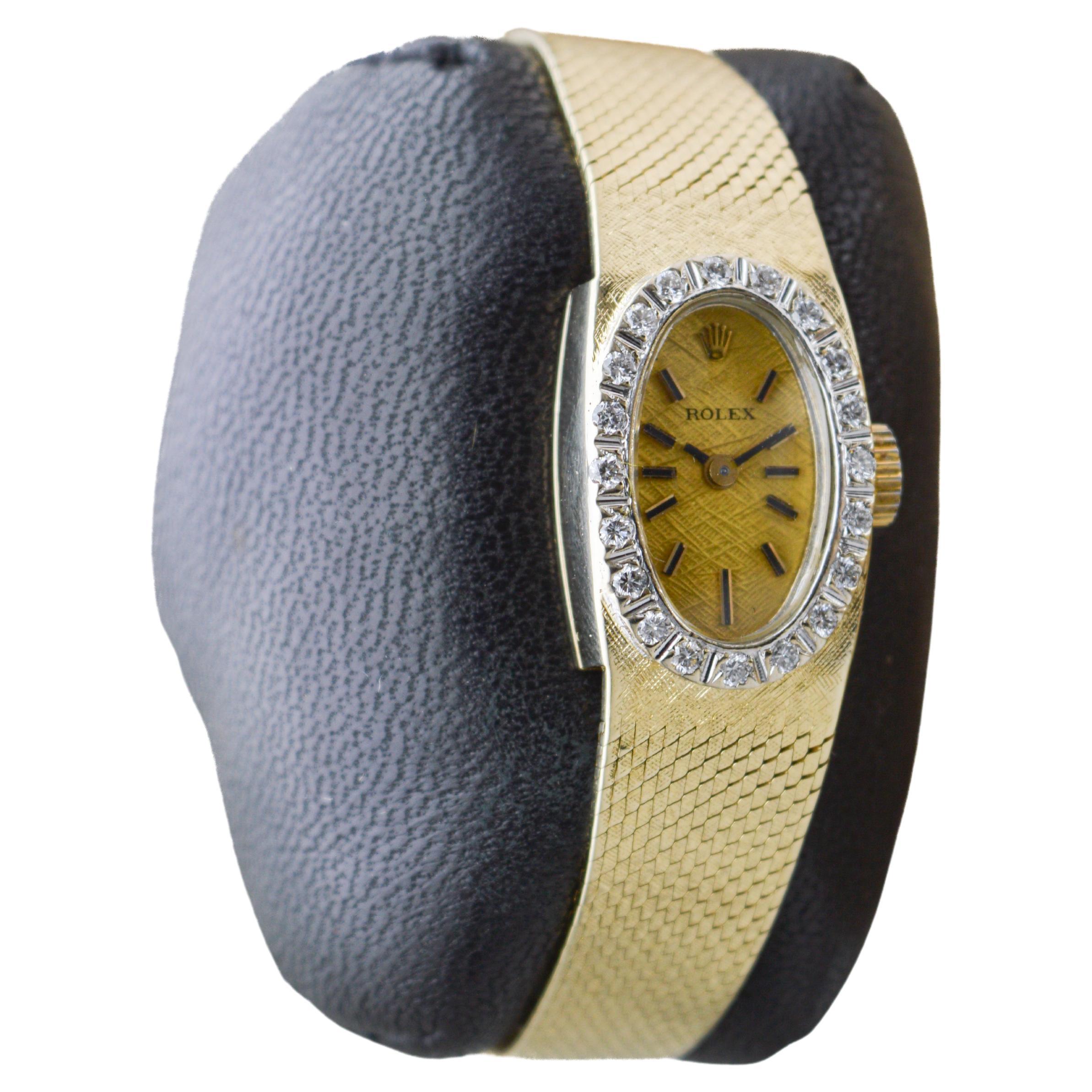 Orologio da donna Rolex con bracciale in oro massiccio 14Kt del 1960 circa con documenti originali 1