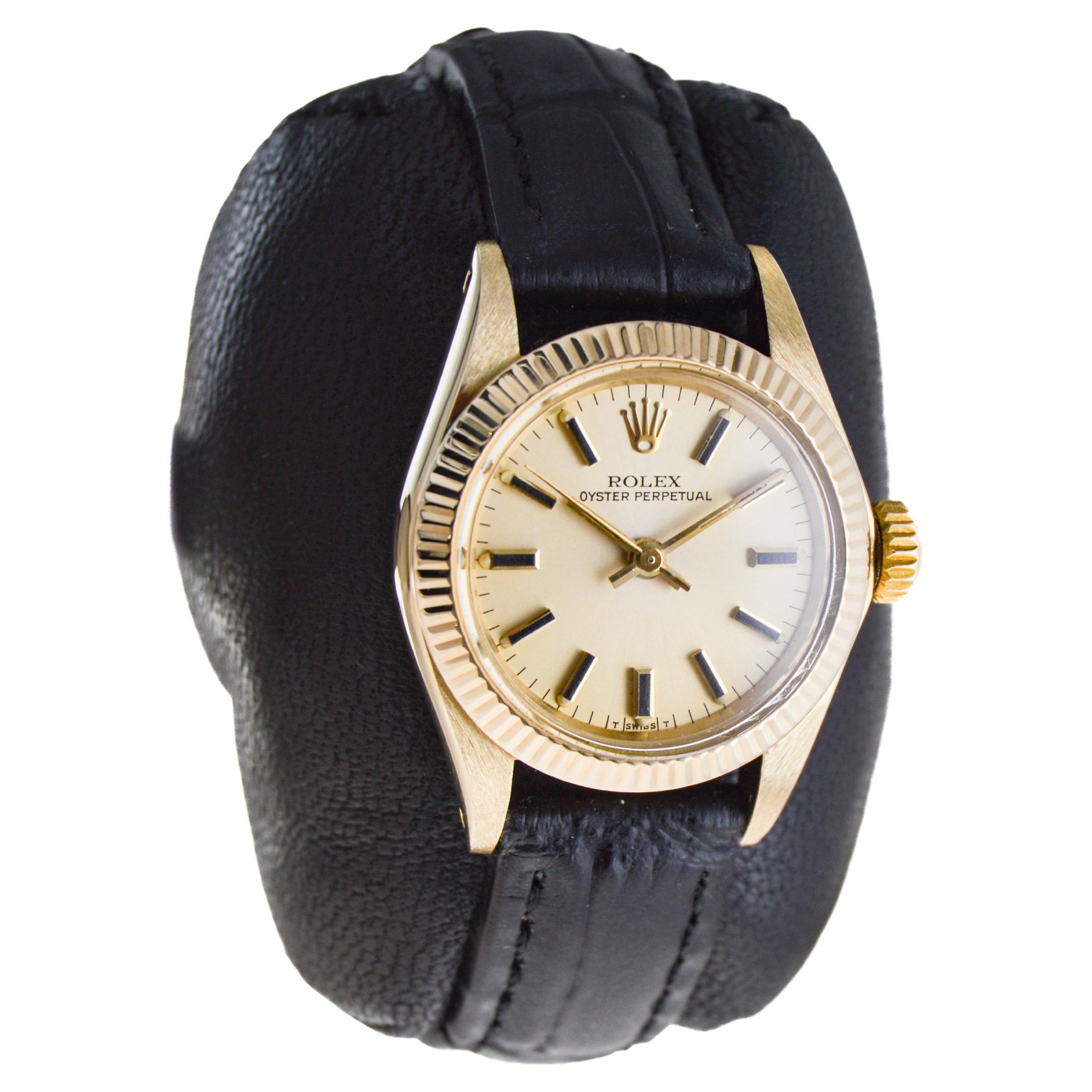 Modern Rolex 14Kt. Solid Gold Ladies Watch with Original Dial in Nearly New Condition 