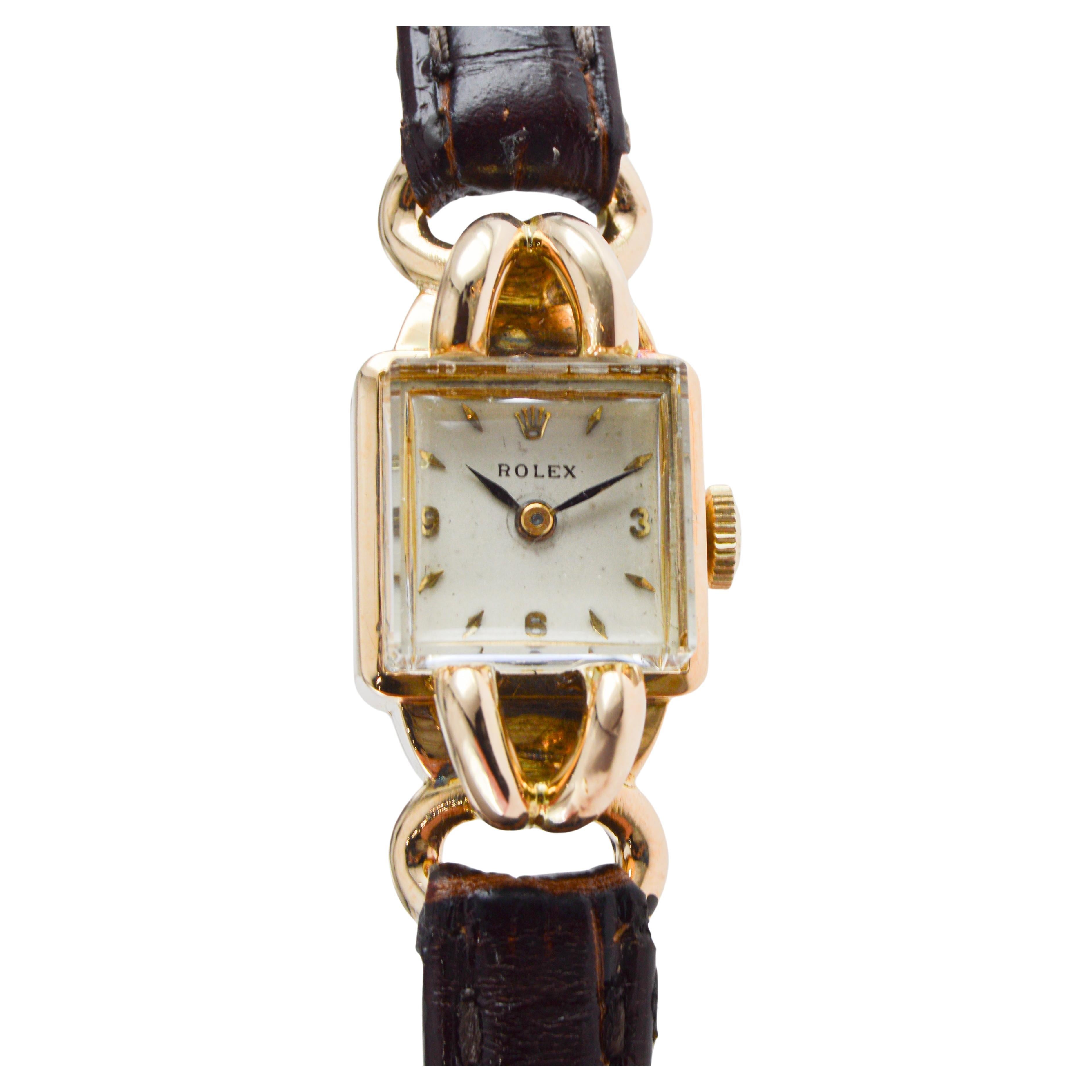 Rolex Montre Art déco pour dames en or jaune massif 14Kt circa 1954 en vente 6