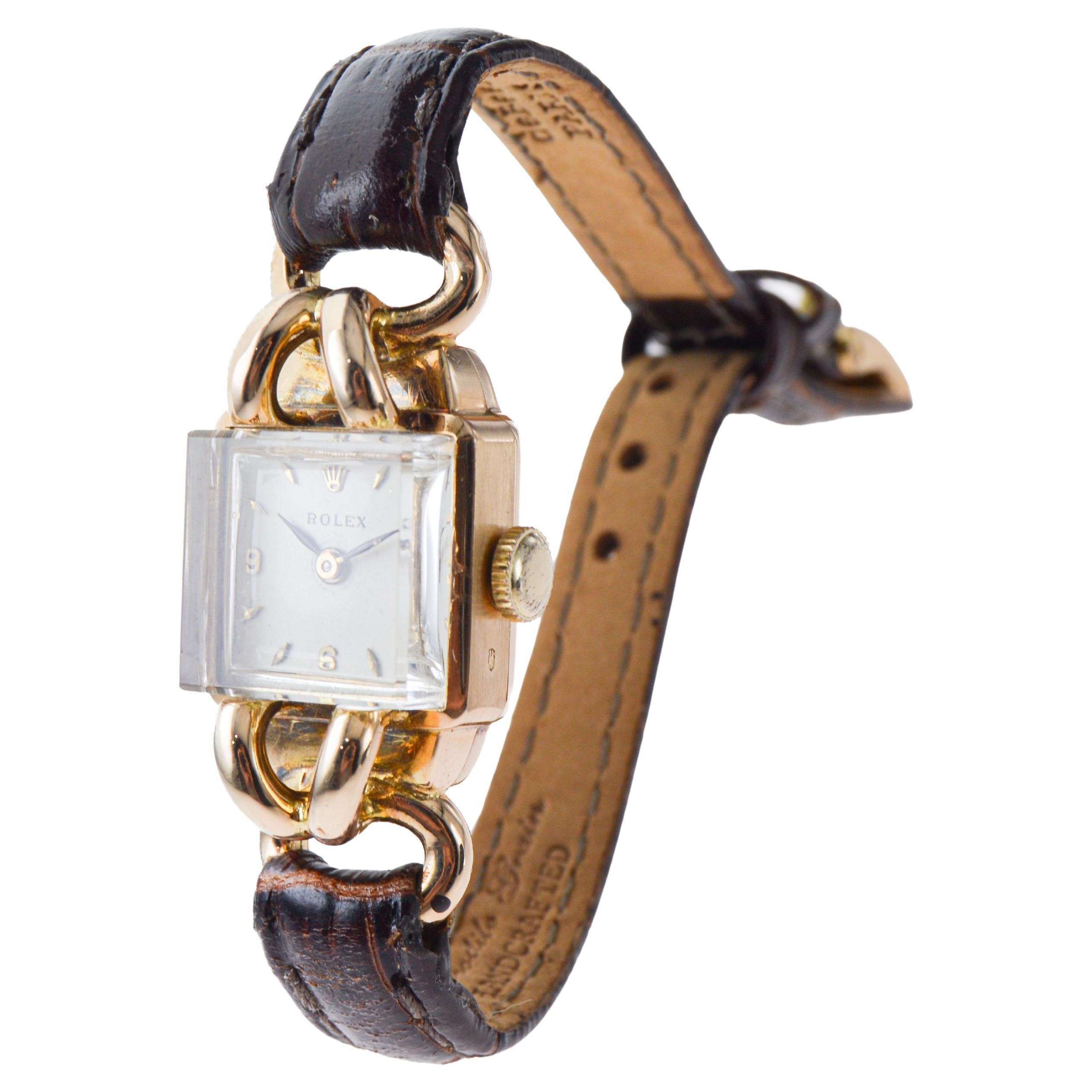 Rolex Montre Art déco pour dames en or jaune massif 14Kt circa 1954 en vente 9