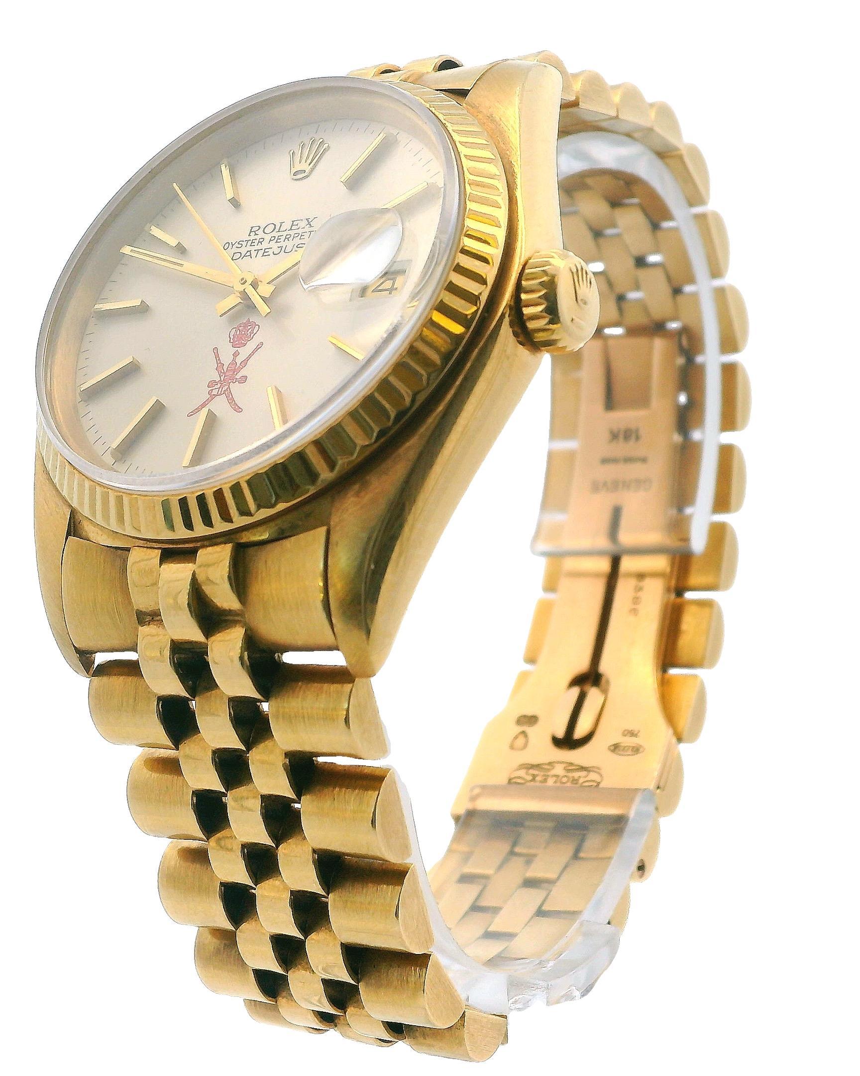 Rolex 16018 18k Yellow Gold Red Khanjar Dial Vintage Watch For Sale 3