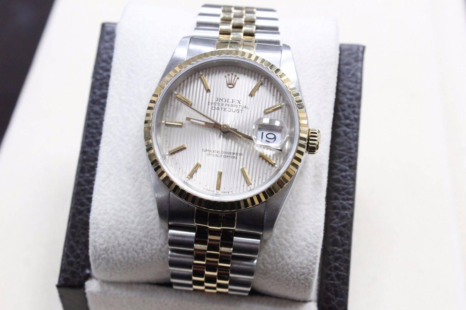 Rolex 16233 Datejust 18 Karat Yellow Gold and Stainless Steel Silver Dial In Excellent Condition In San Diego, CA