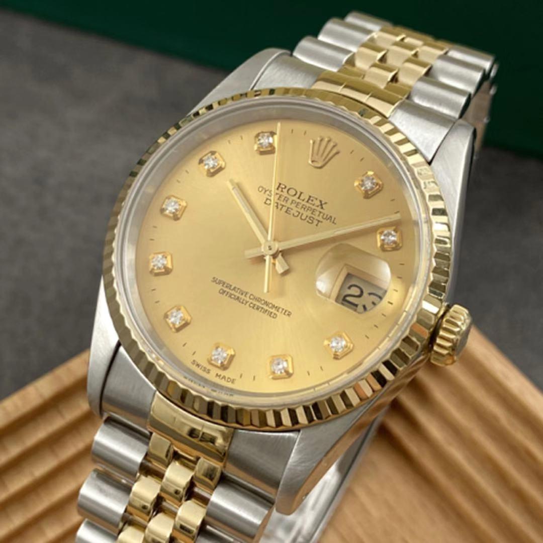 Rolex 16233 Datejust S238568 18k Gold and Steel Automatic Watch In Excellent Condition In Banbury, GB