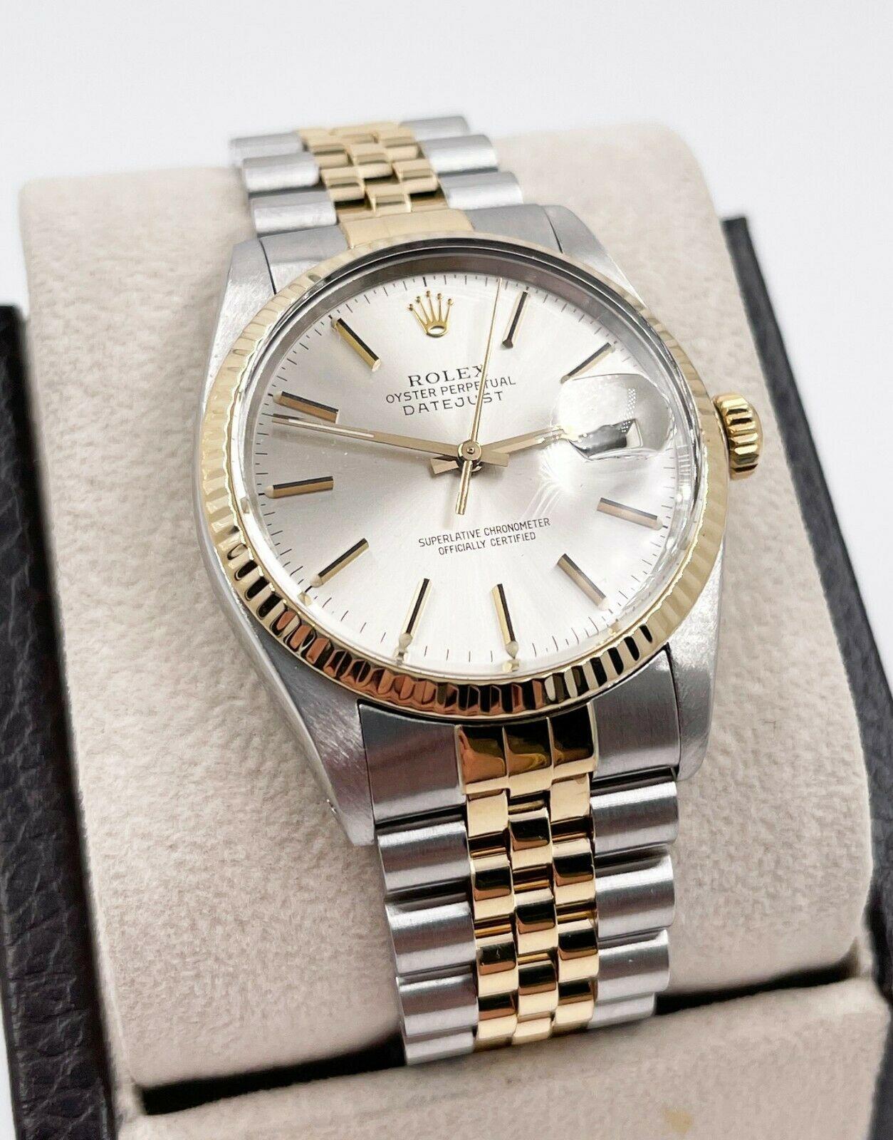 Rolex 16253 Datejust Silver Dial 18 Karat Yellow Gold Stainless Steel with Box In Excellent Condition In San Diego, CA