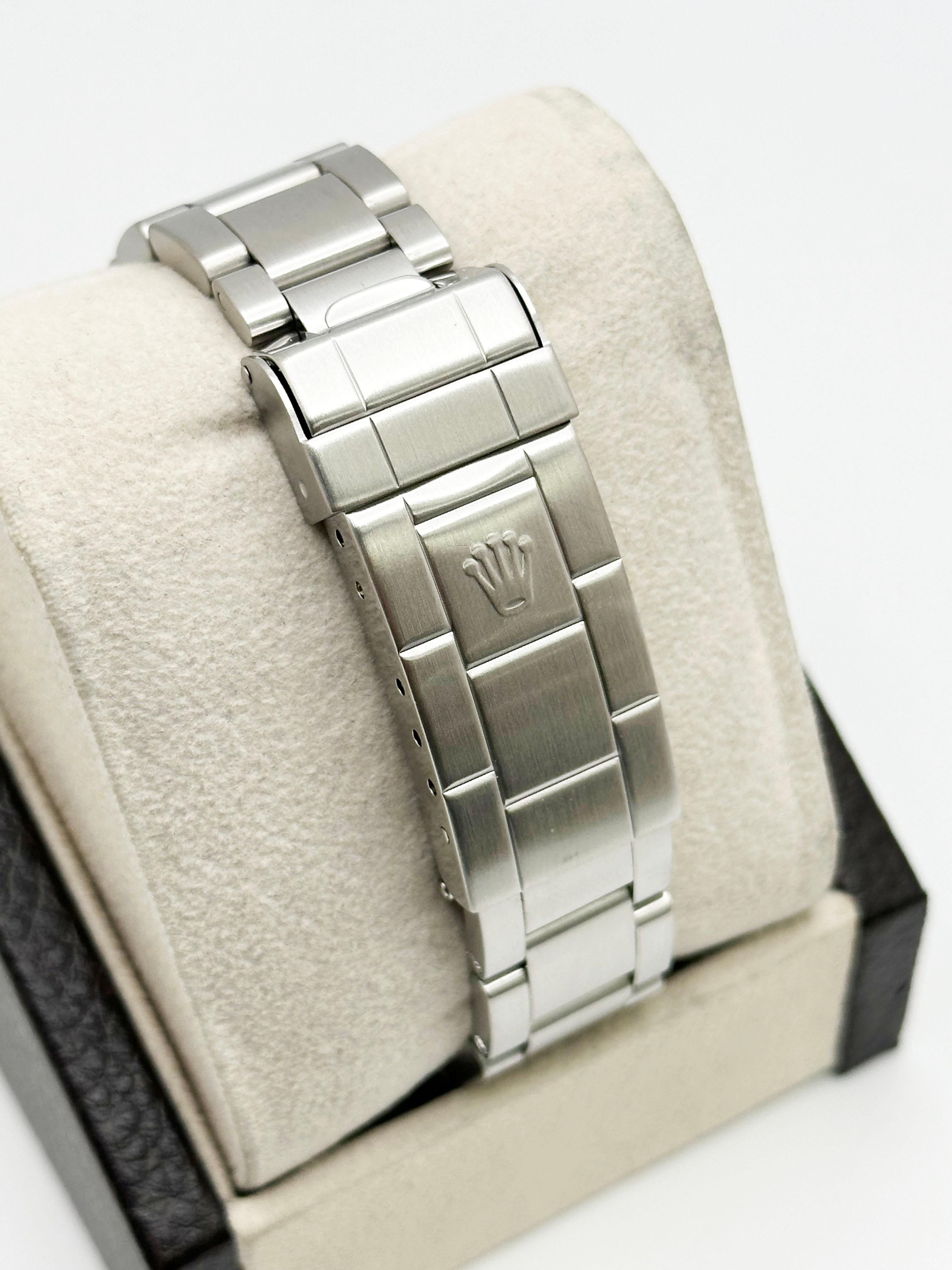 Rolex Submariner Date 16610 40mm Schwarzer Edelstahl Box Papier 2001 1
