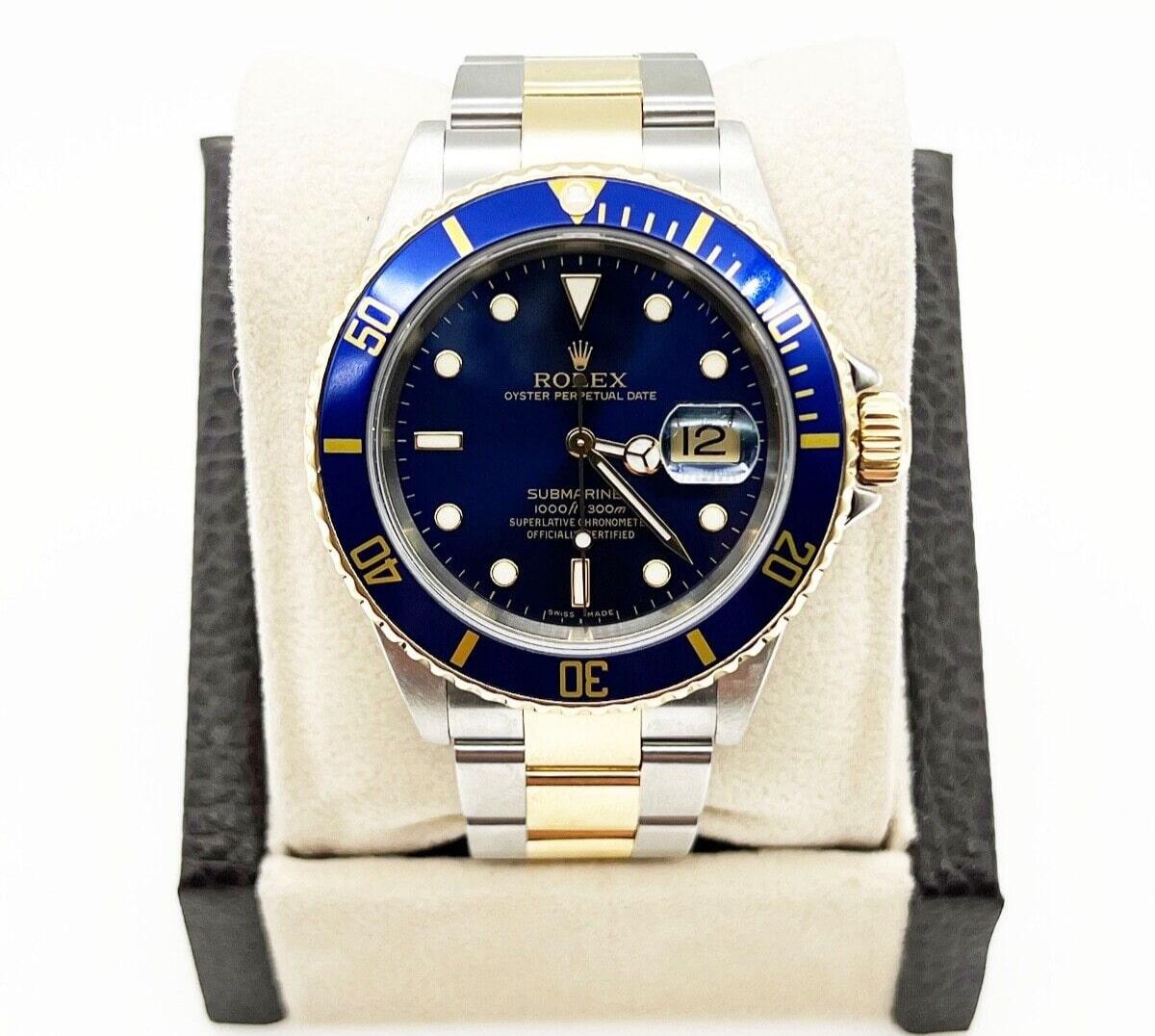Rolex 16613 Submariner Blue Dial 18K Yellow Gold Stainless Steel 2005 For Sale 2