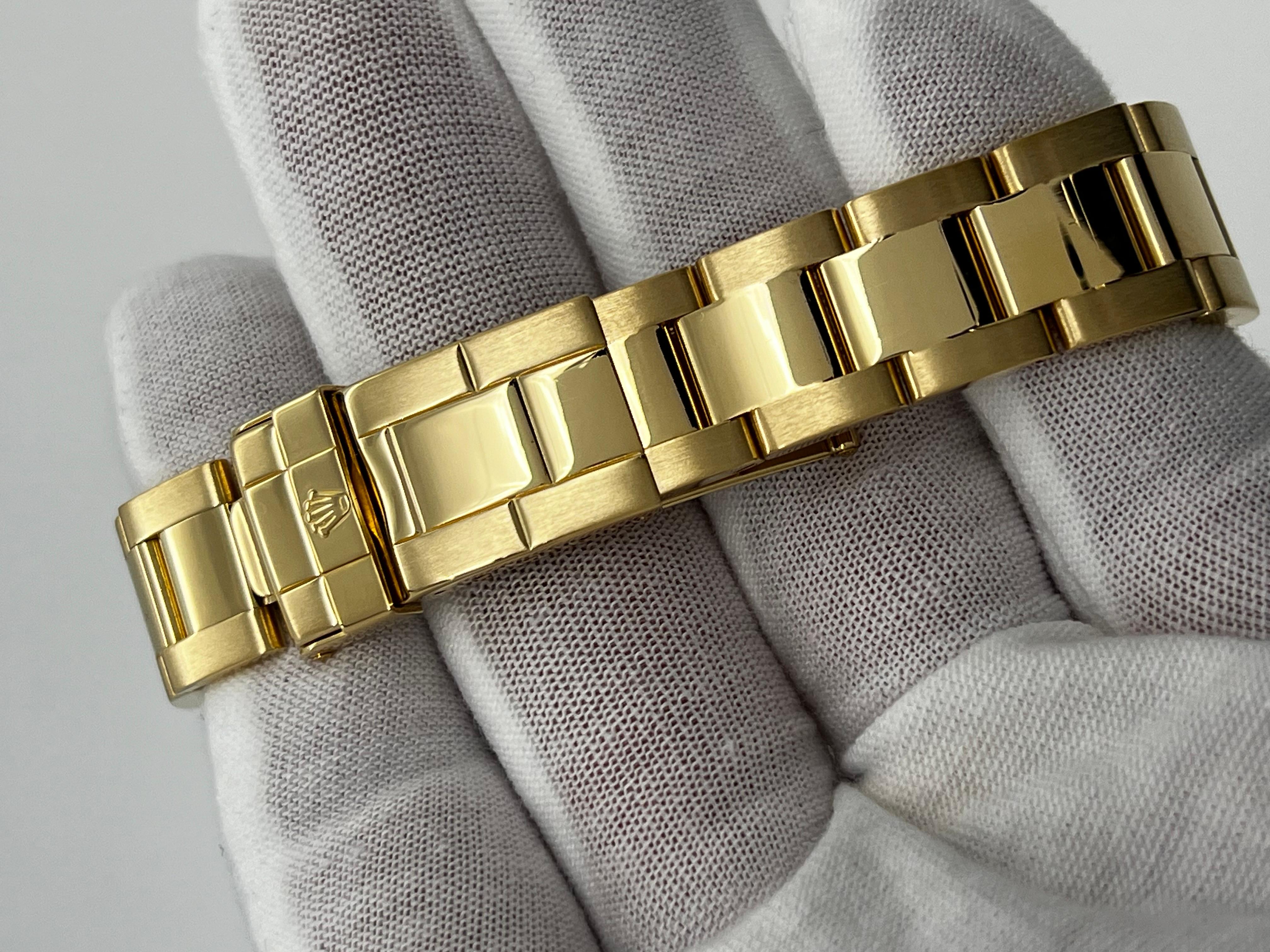 Rolex 168628 Yacht Master Midsize 35mm 18K Yellow Gold Rolex Box For Sale 2