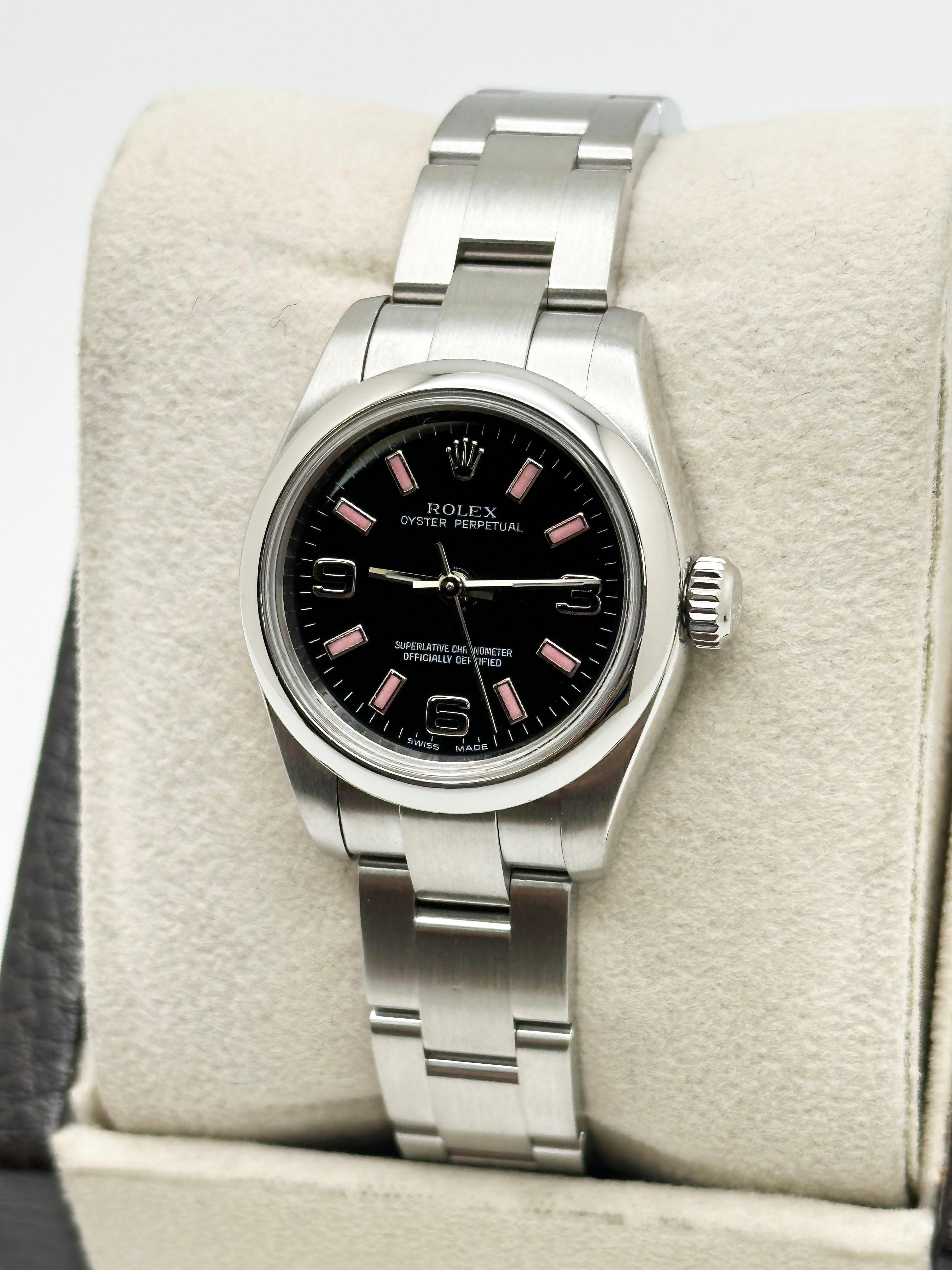 Rolex 176200 Damen Oyster Perpetual Schwarzes Zifferblatt Rosa Markierungen Stahl Box Papiere im Angebot 3