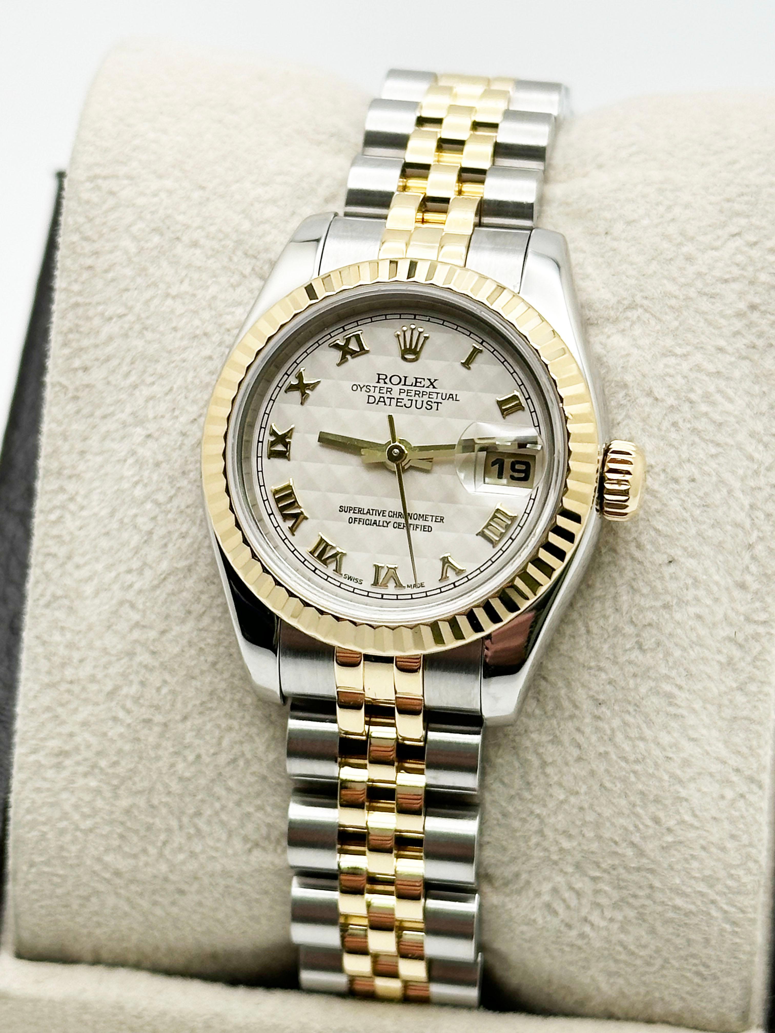 Rolex 179173 Damen Datejust Pyramiden-Zifferblatt 18K Gelbgold Stahlschachtel Bücherregal 1