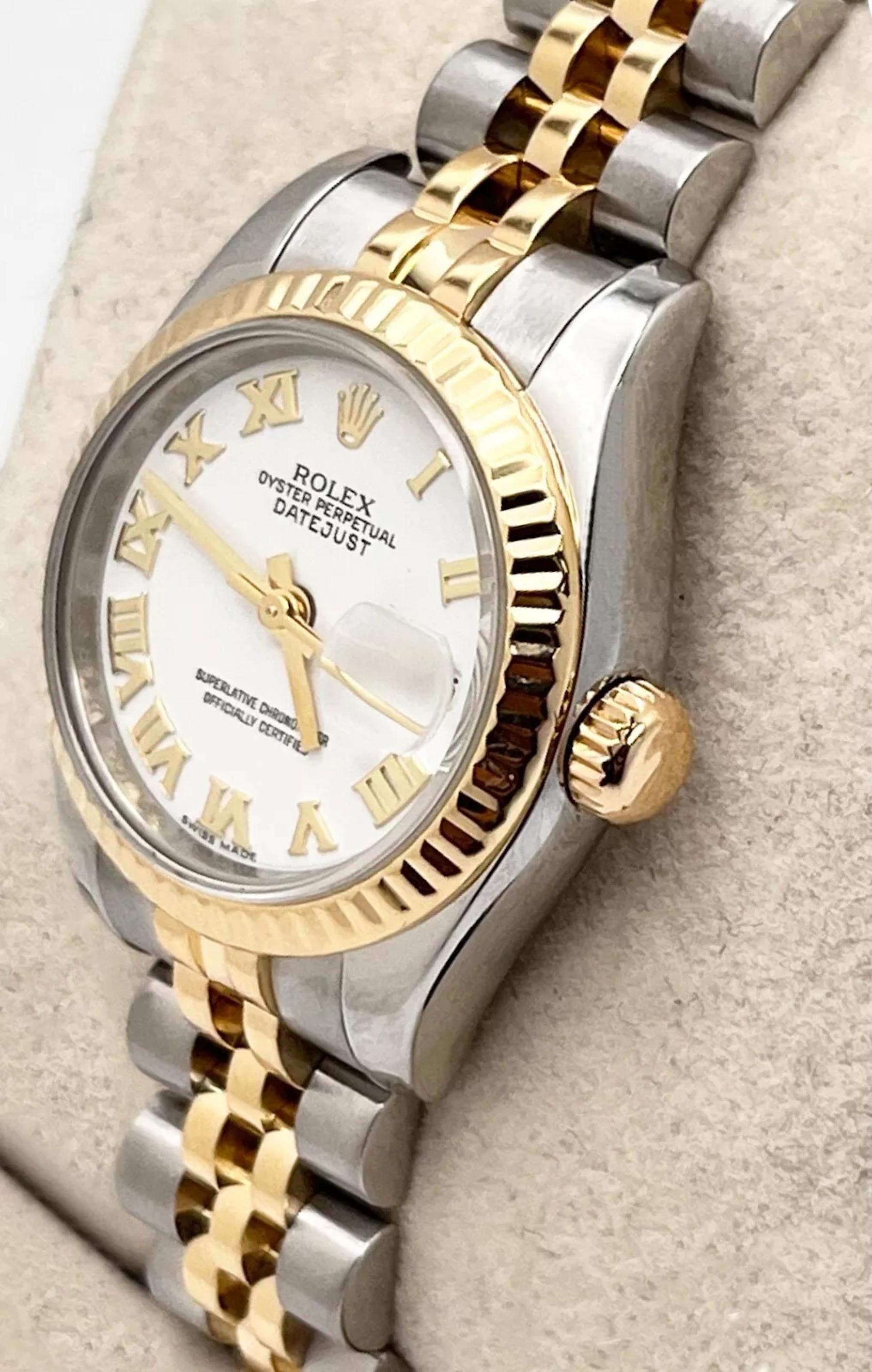 Rolex 179173 Damen Datejust Weißes römisches Zifferblatt 18K Gelbgold Stahl Box Papier im Zustand „Hervorragend“ in San Diego, CA