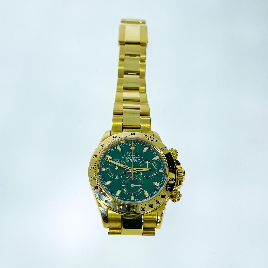 Women's or Men's Rolex 18 K Yellow Gold Daytona SN Y335206 Watch For Sale