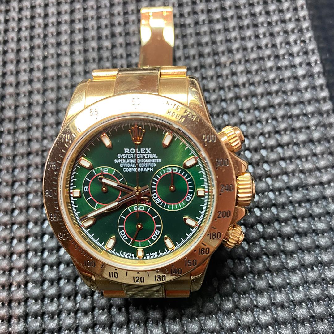 Rolex 18 K Yellow Gold Daytona SN Y335206 Watch For Sale 1