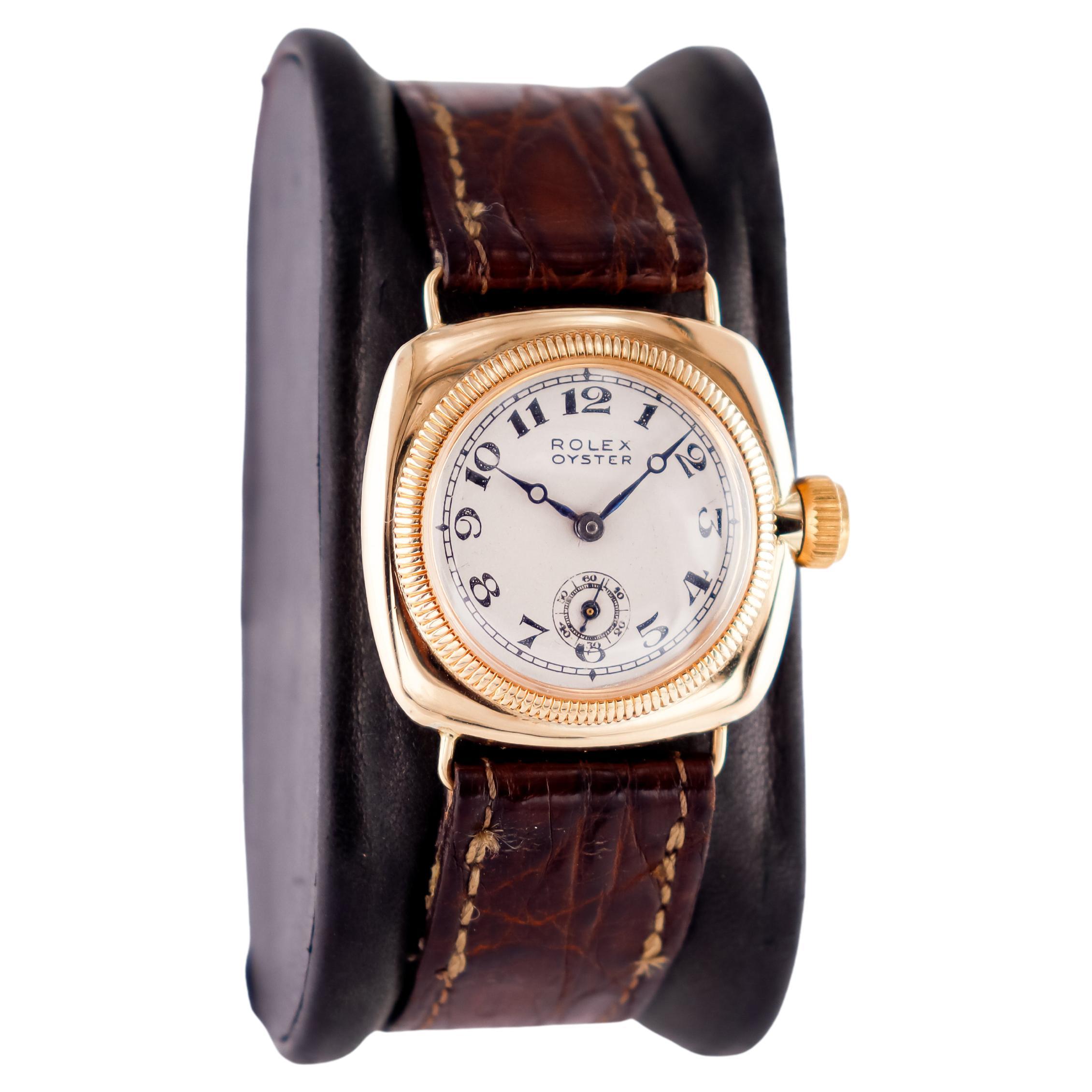 Rolex 18 Karat Gelbgold frühe Austern-Kissenform, ca. 1920er Jahre im Zustand „Hervorragend“ in Long Beach, CA
