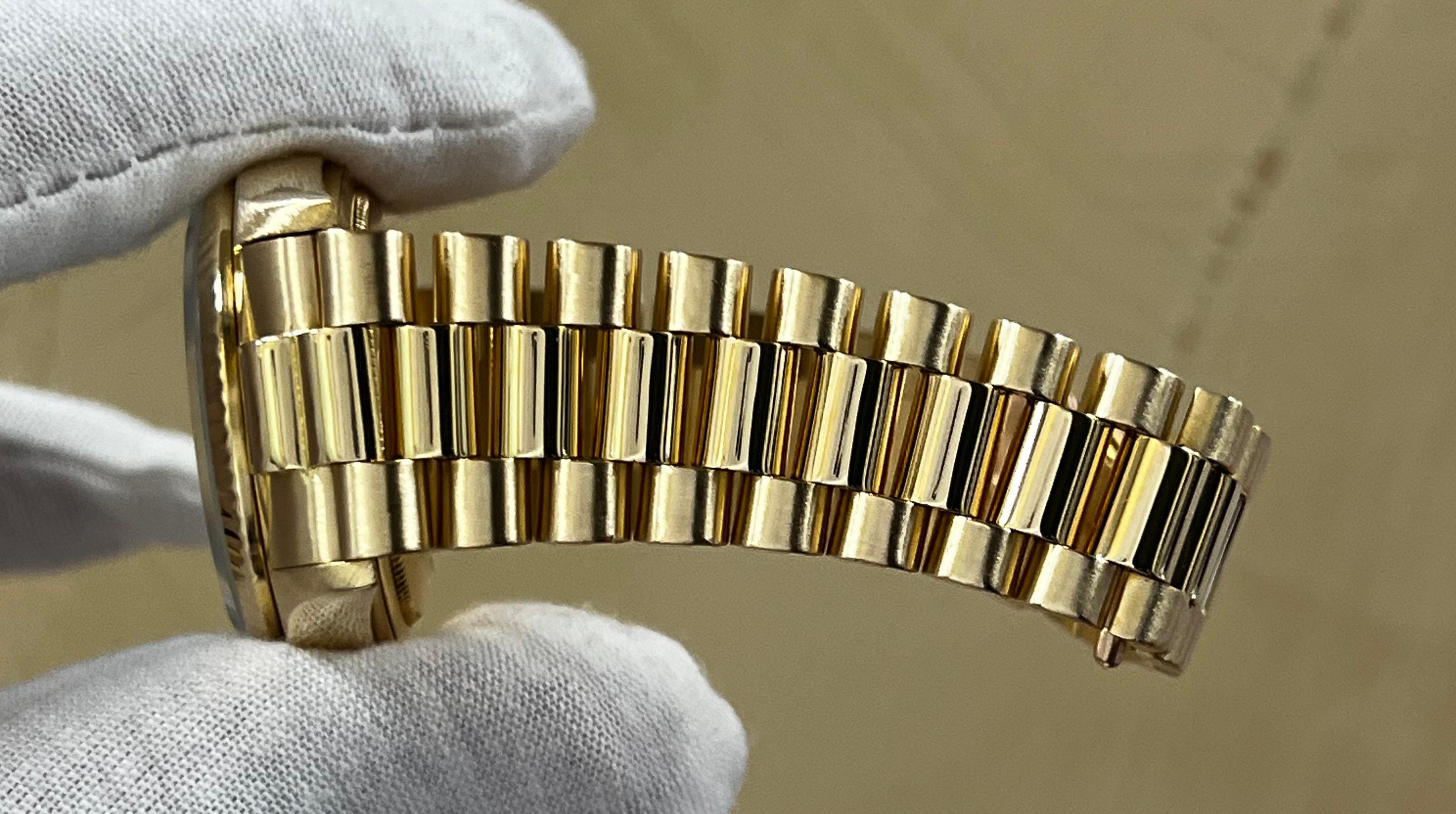 Women's or Men's Rolex 18038 President Day Date Blue Dial 18K Yellow Gold Box Paper