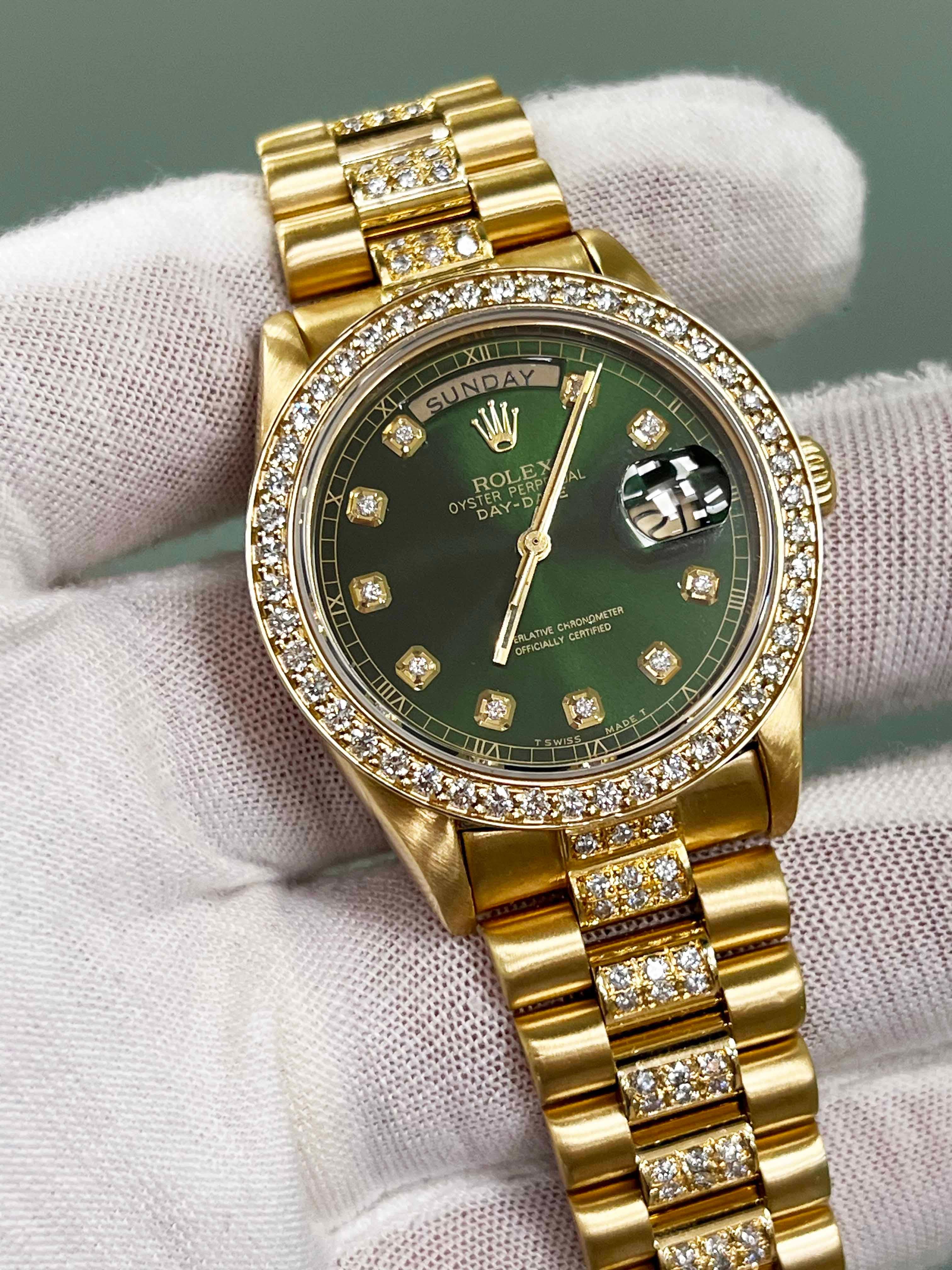 Style Number: 18078



Serial: 5830***

 

Model: President Day Date 

 

Case Material: 18K Yellow Gold

 

Band:  Custom Diamonds in 18K Yellow Gold 

 

Bezel: Custom Diamond Bezel 

 

Dial: Custom Green Diamond Dial 

 

Face: Sapphire Crystal