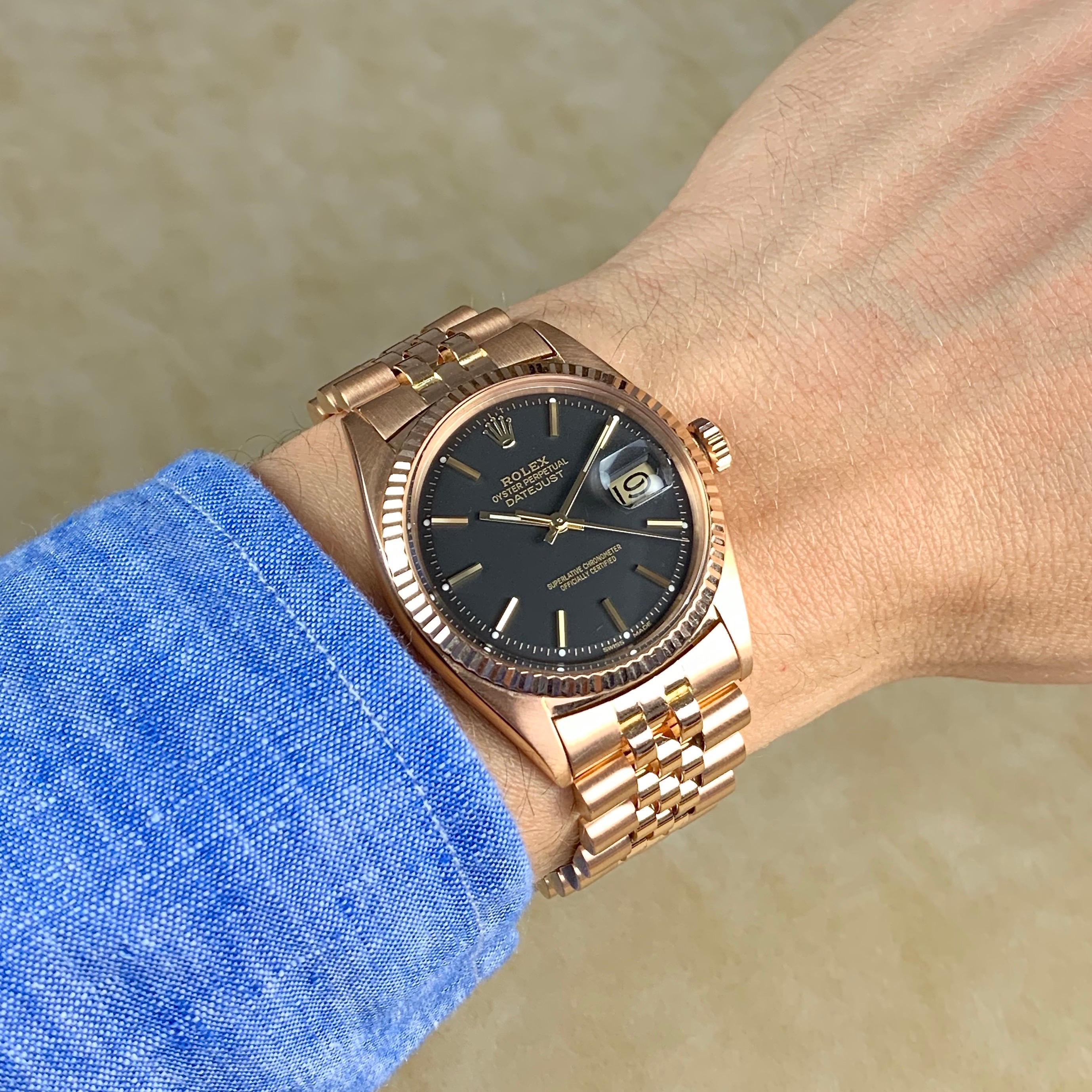 Rolex 18 Karat Rose Gold Oyster Perpetual Datejust Watch with Black Dial, 1970s In Good Condition For Sale In New York, NY