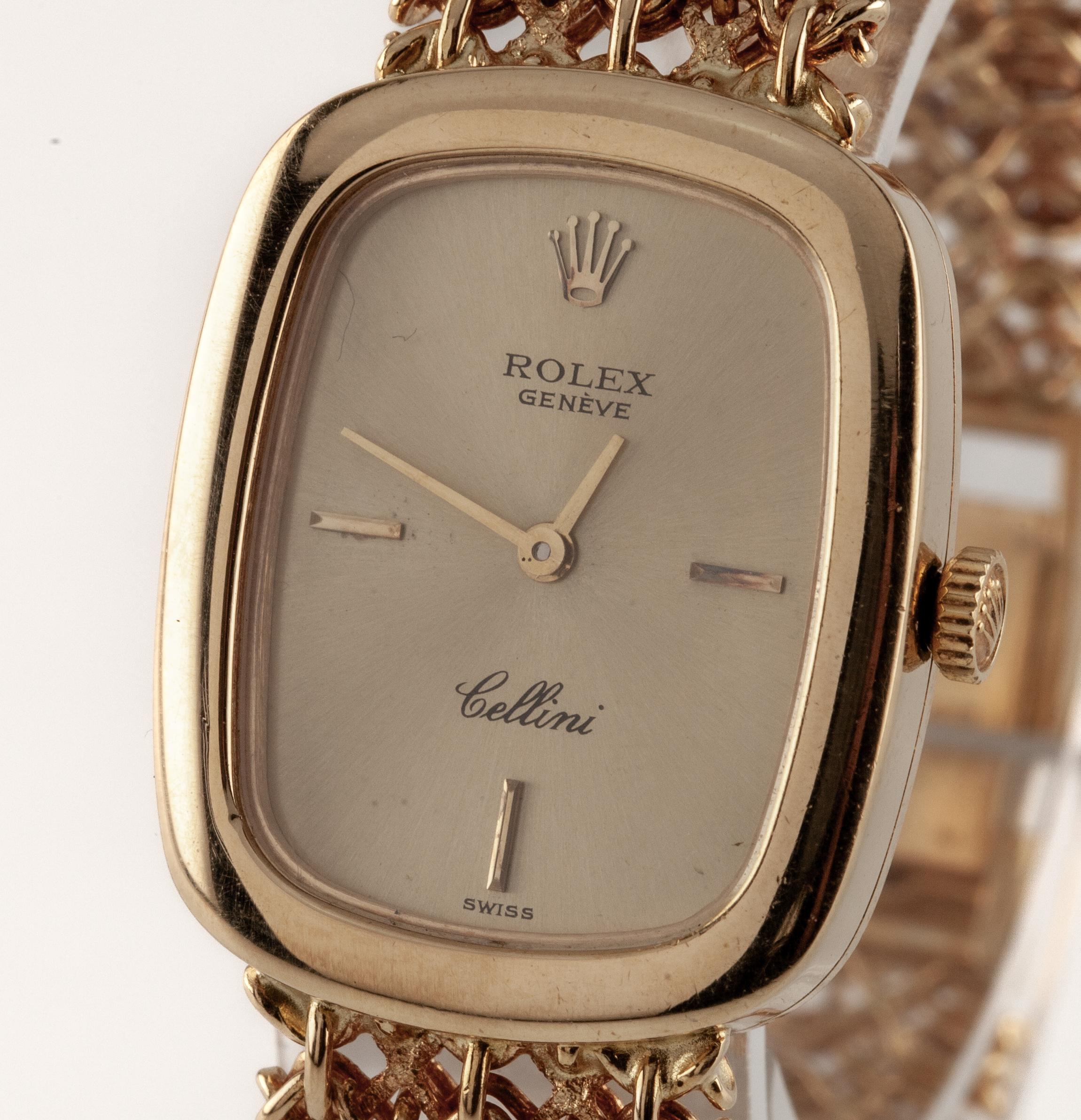 Moderno Rolex Cellini Dress Watch da donna in oro giallo 18k con cinturino originale e scatola 1601 in vendita