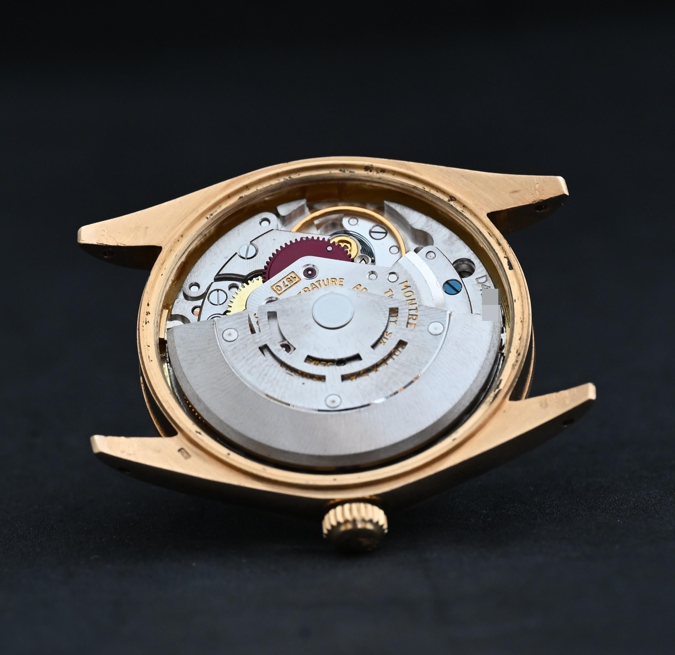 Rolex 18K YG Oyster Perpetual Date Silver Dial 1507, 1966's For Sale 5