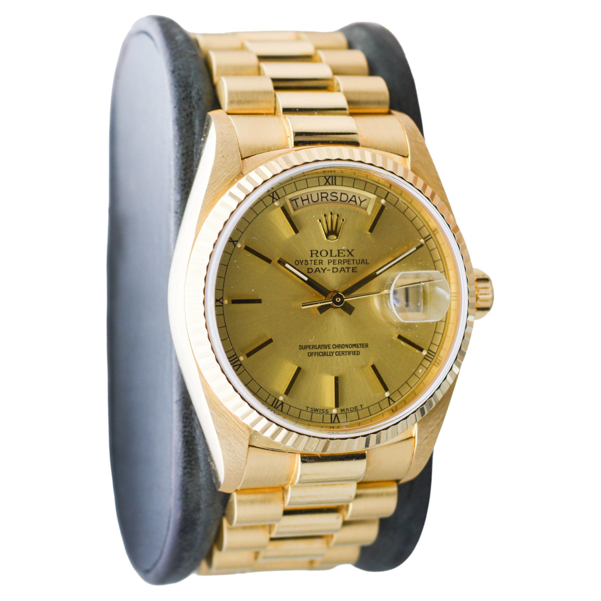 FACTORY / HOUSE: Rolex Watch Company
STYLE / REFERENCE: President / Reference 18000
METAL / MATERIAL: 18Kt. Yellow Gold
CIRCA / YEAR: 1980's
DIMENSIONS / SIZE: Length 44mm X Diameter 36mm
MOVEMENT / CALIBER: Perpetual Winding / 27 Jewels / Caliber