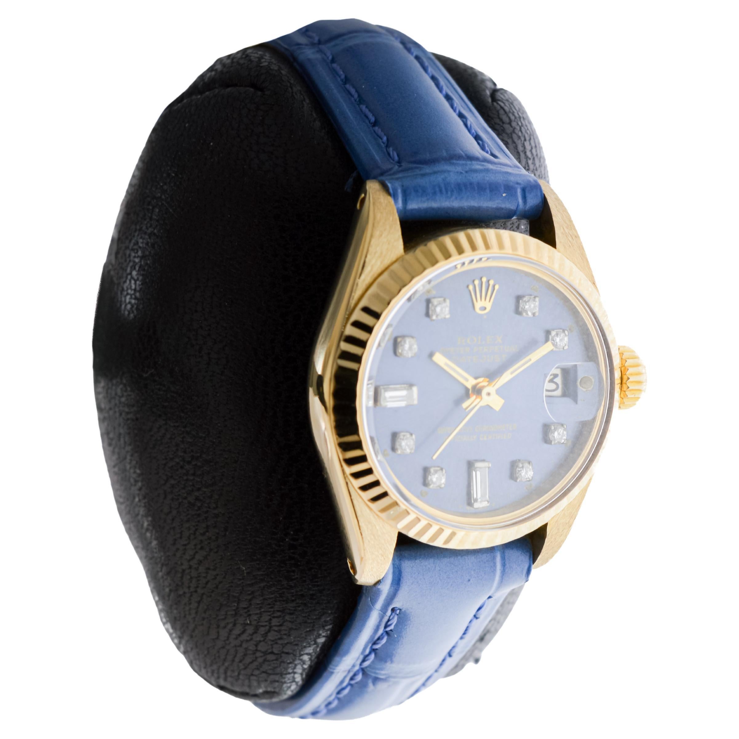 Moderne Rolex Montre Datejust pour femme en or massif 18 carats avec fermoir rempli d'or et marques de diamants en vente