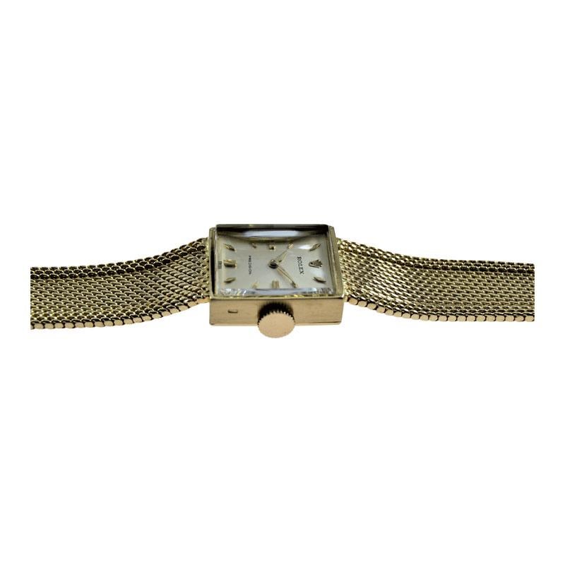 Rolex 18 Karat Solid Gold Manual Winding Ladies Dress Wristwatch, circa 1960s In Excellent Condition In Long Beach, CA