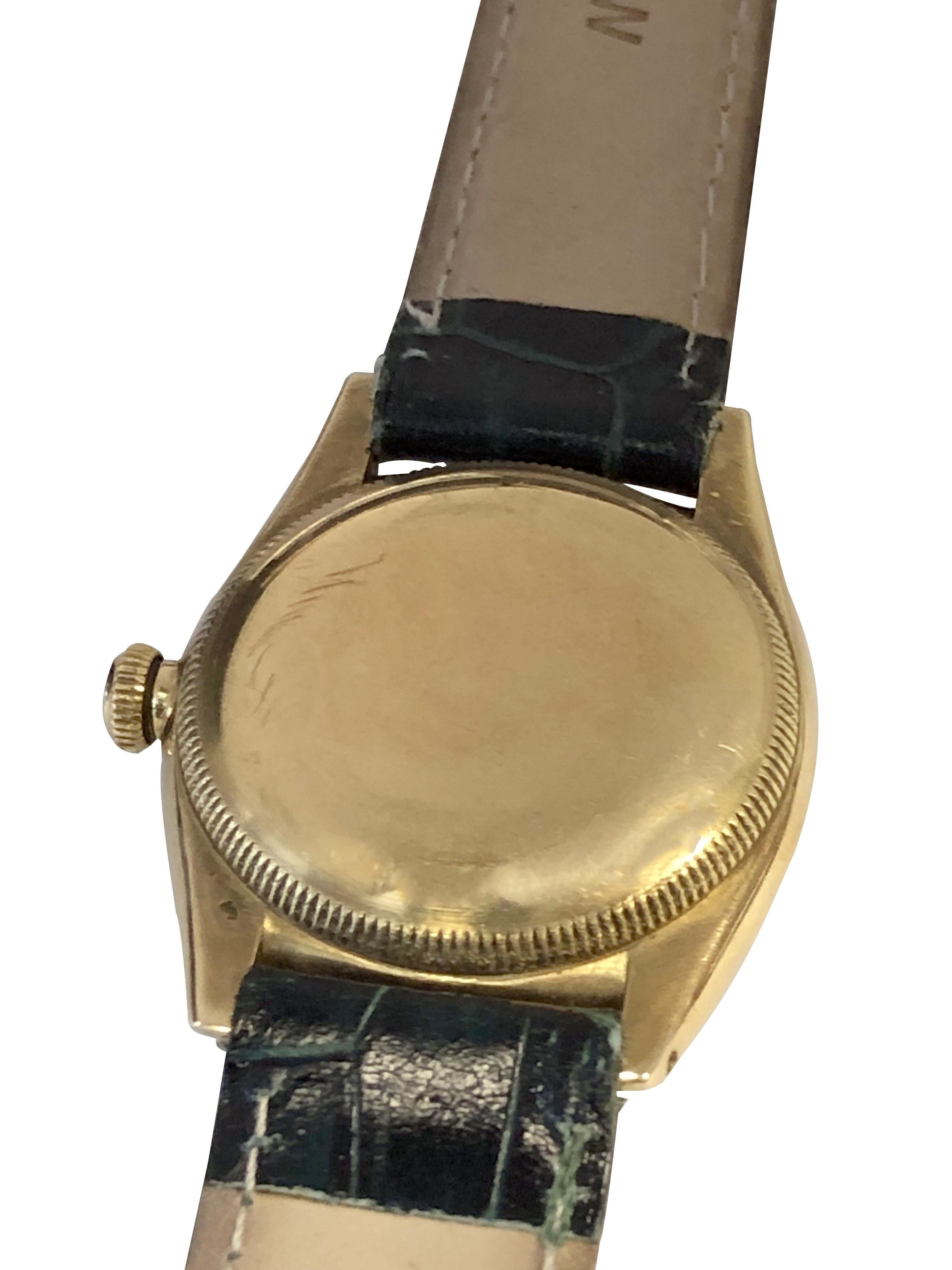 Rolex Montre-bracelet emblématique Bubbleback en or jaune, années 1940 Excellent état - En vente à Chicago, IL
