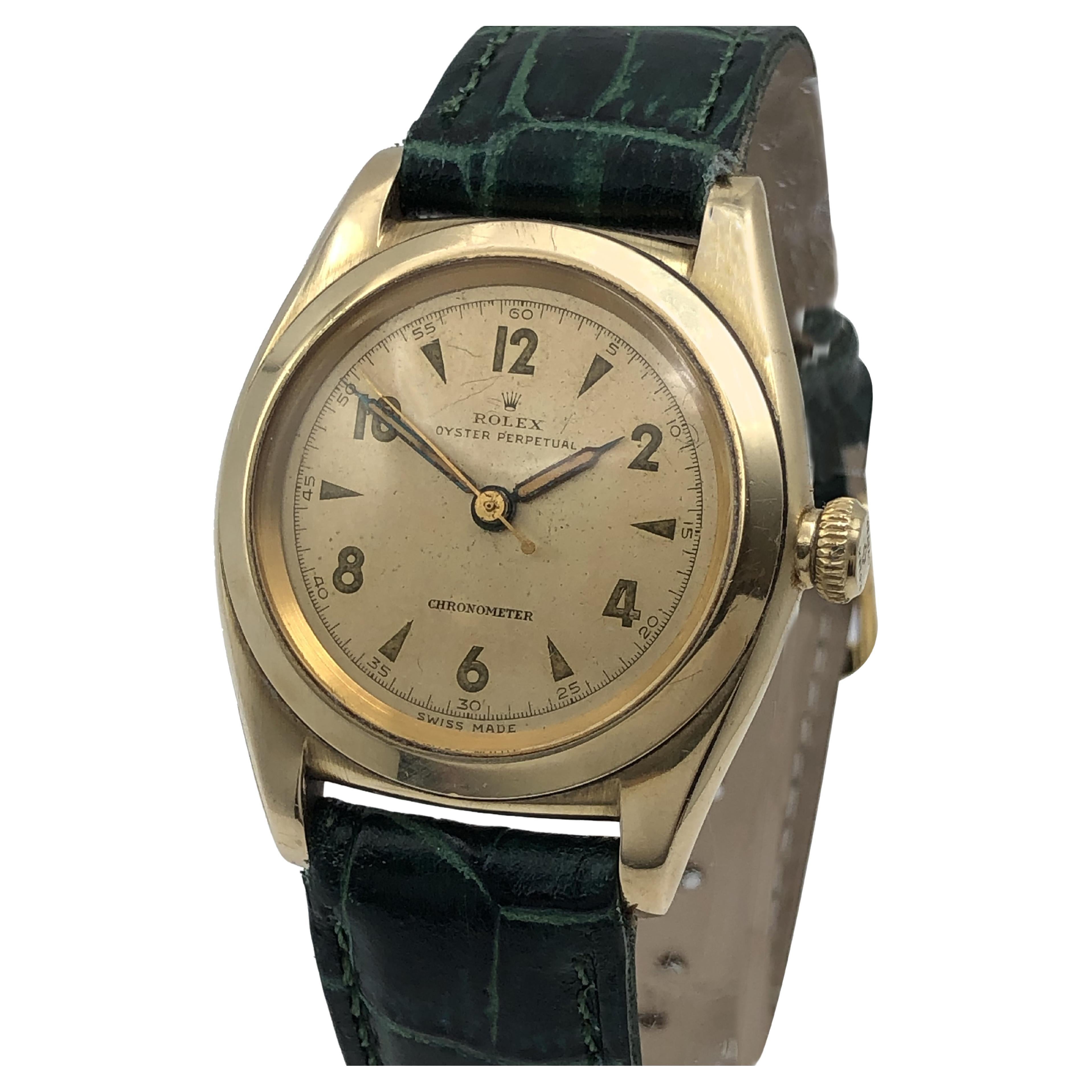 Rolex Montre-bracelet emblématique Bubbleback en or jaune, années 1940 en vente