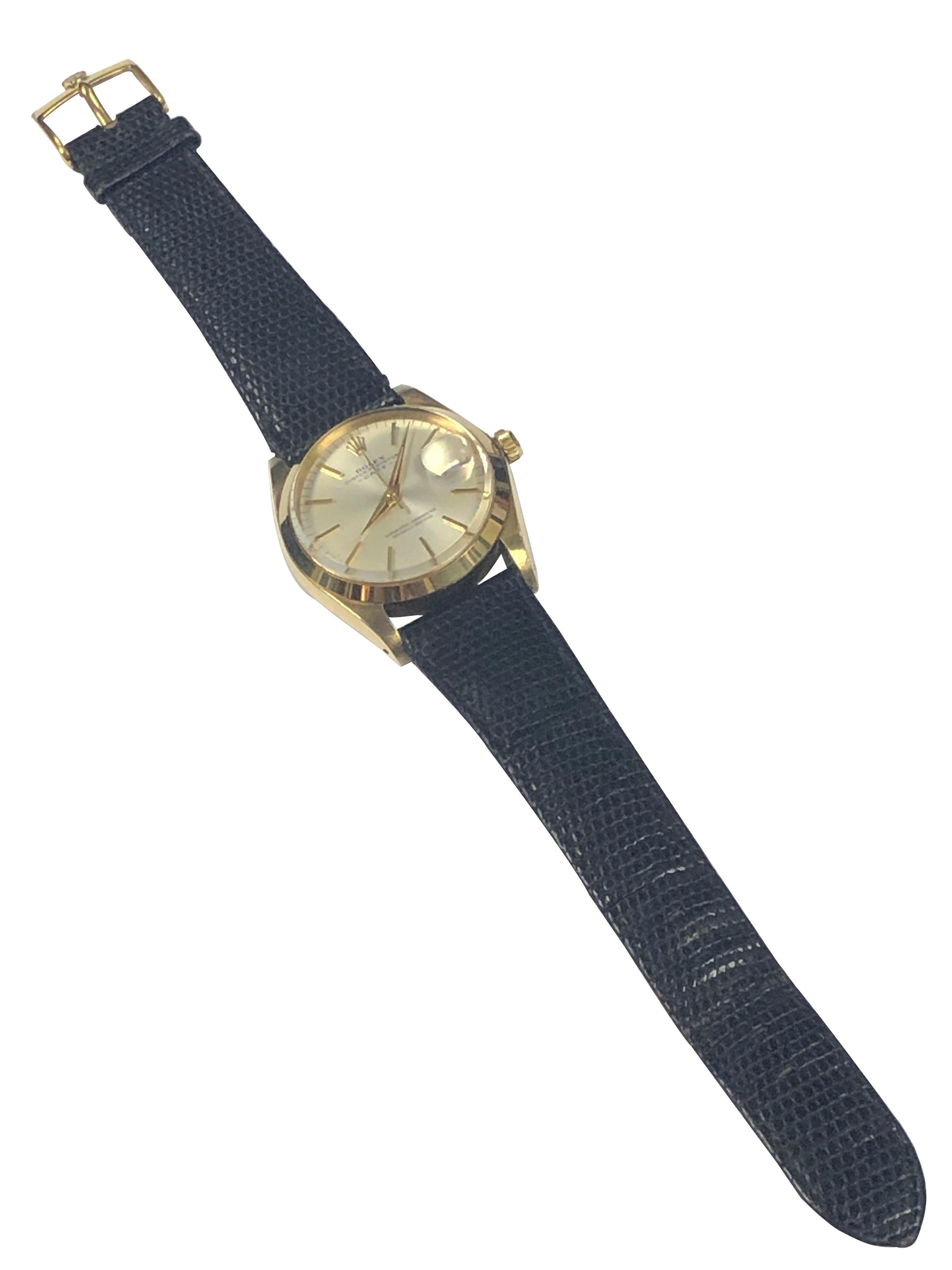 Women's or Men's Rolex 1957 Ref 1500 Yellow Gold Self Winding Wrist Watch For Sale