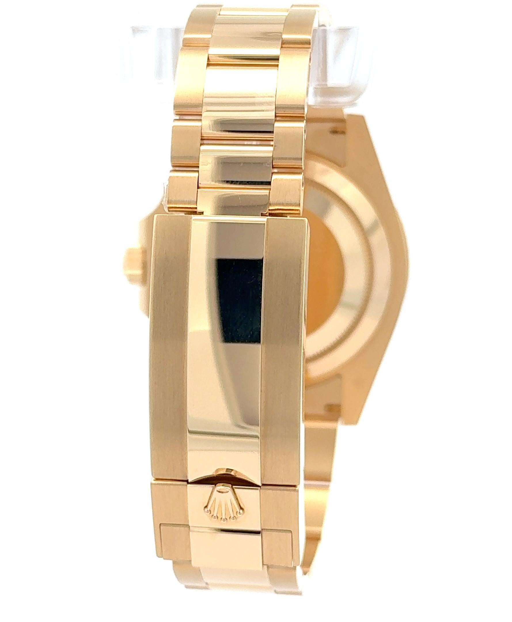 Rolex 2023  Submariner 126618LN 41mm 18k Gold Schwarzes Zifferblatt Uhr w / Box und Papiere im Zustand „Gut“ im Angebot in Palm Beach, FL