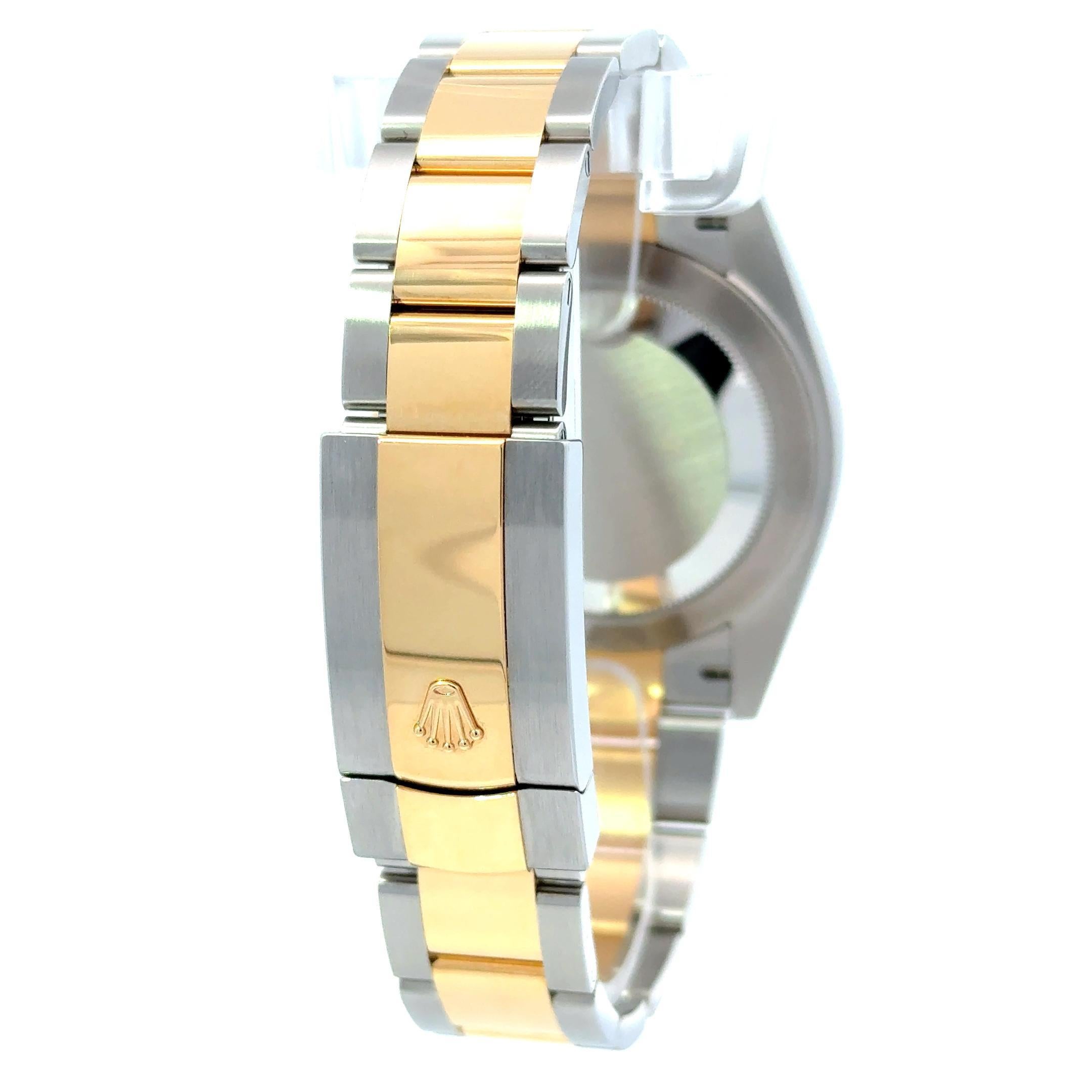 Rolex 2024  Datejust - 126303 Wimbledon 41mm Two-Tone Oyster Watch w/ FULL SET In Good Condition For Sale In Palm Beach, FL