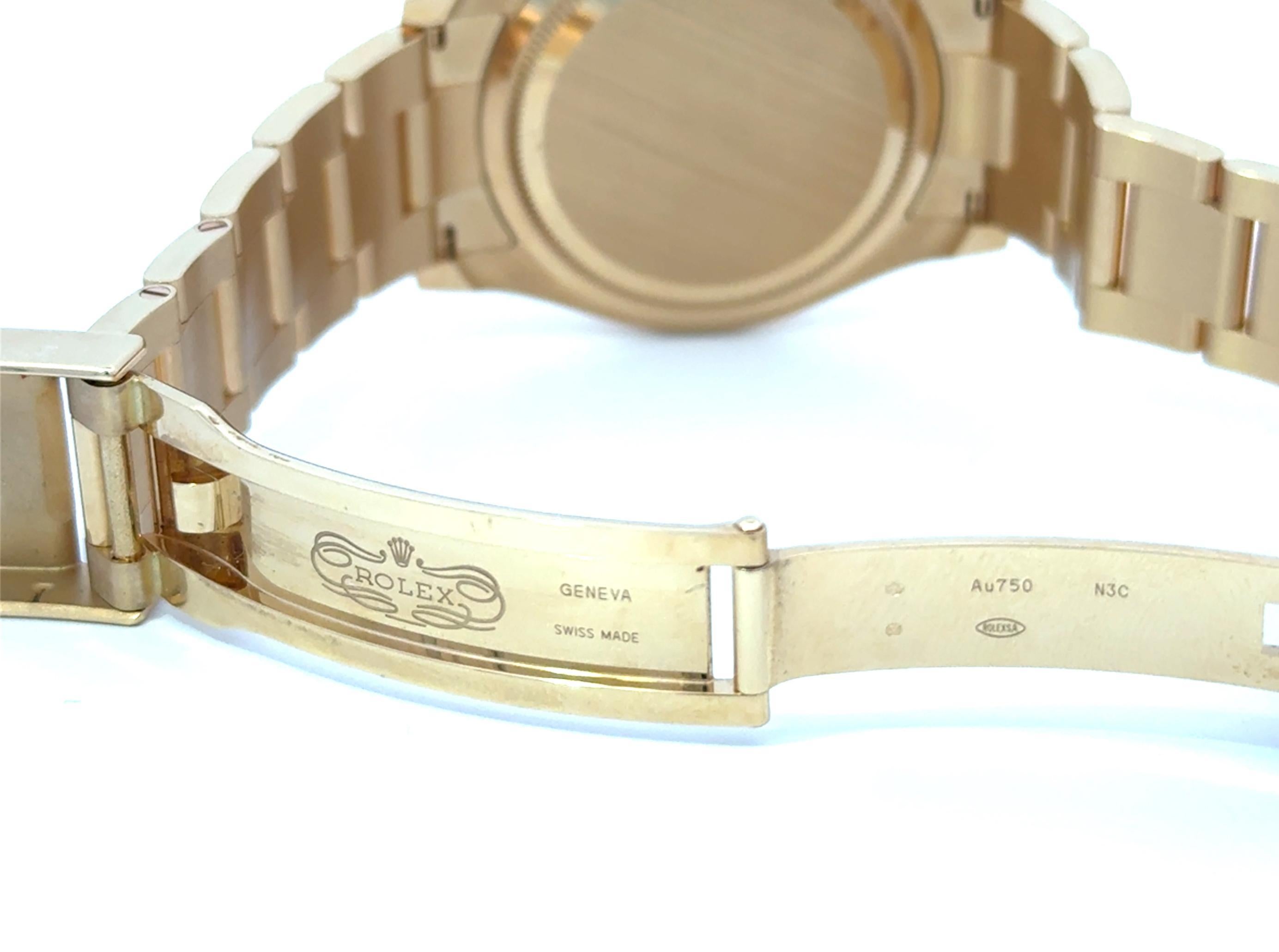 Rolex 2024 Daytona 126508 40mm Oro Giallo Quadrante Nero Orologio con Scatola e Documenti in vendita 2