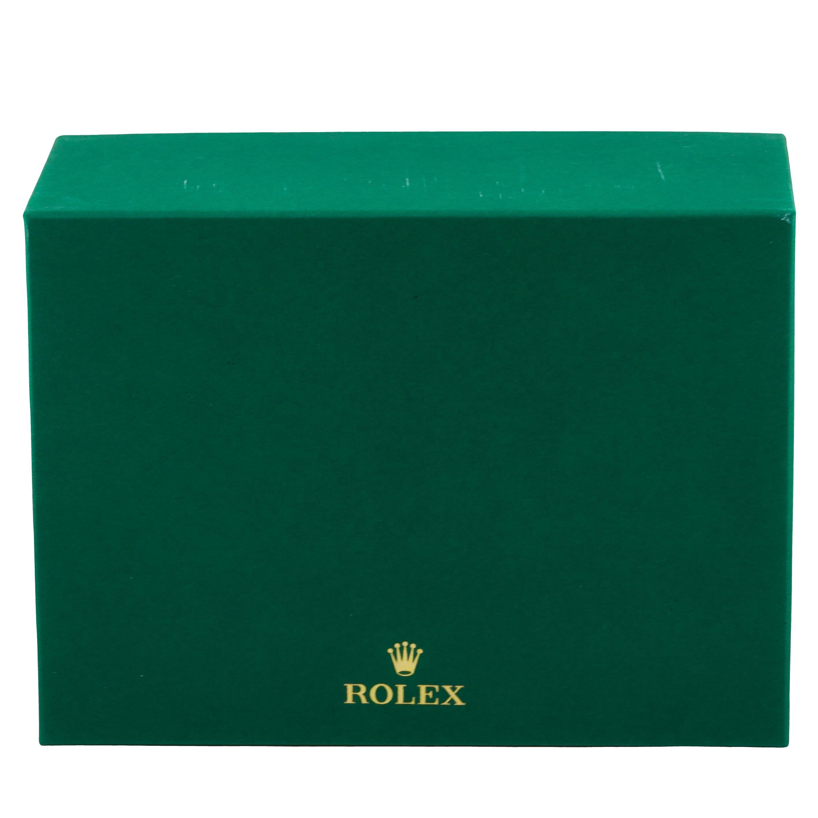 Rolex 2025 Datejust 126200 Quadrante Blu 36mm Oyster Orologio con Scatola e Documenti in vendita 4