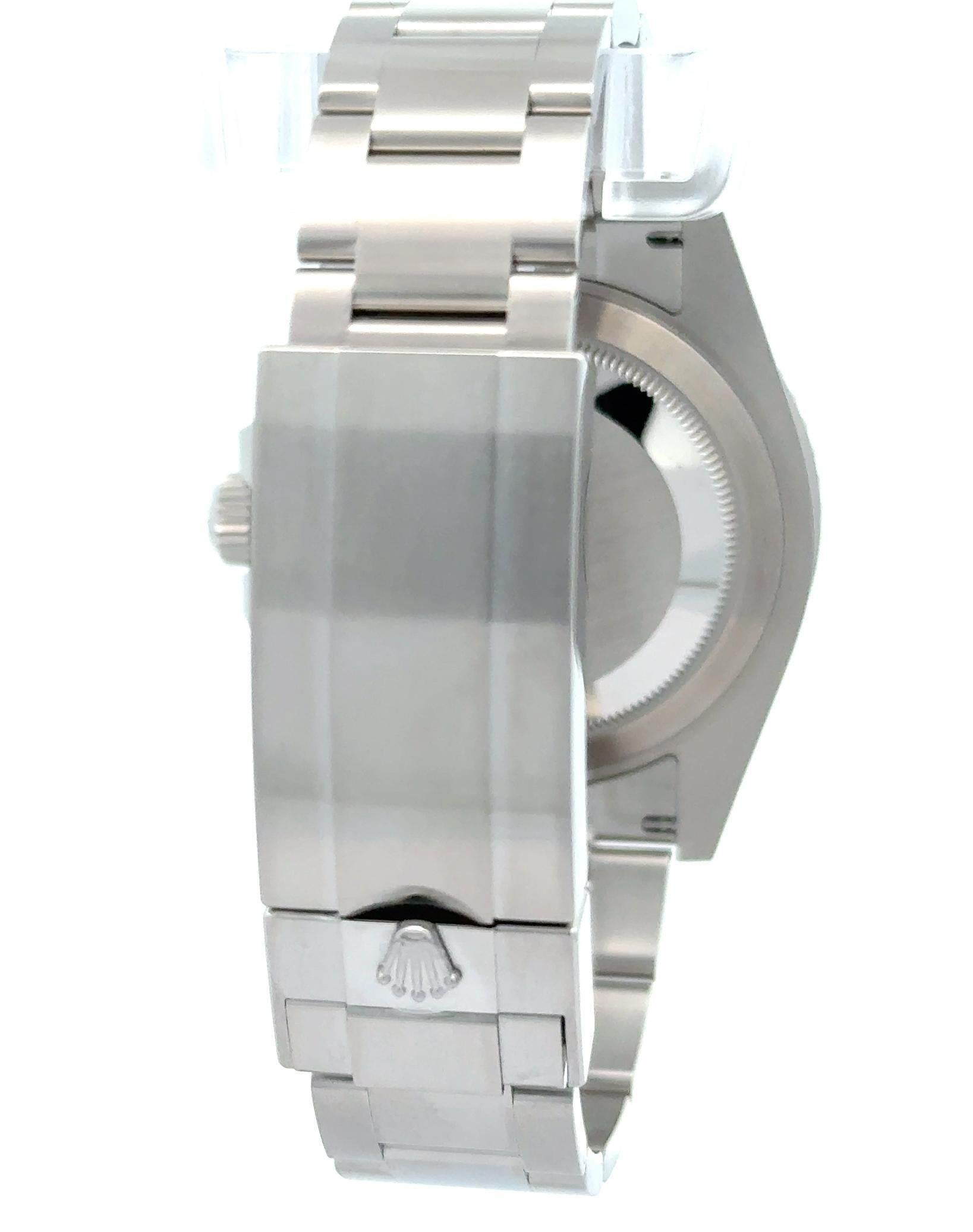 Rolex 2025 Submariner 126610LN Date 41mm Stainless Steel Watch w/ FULL SET Excellent état - En vente à Palm Beach, FL