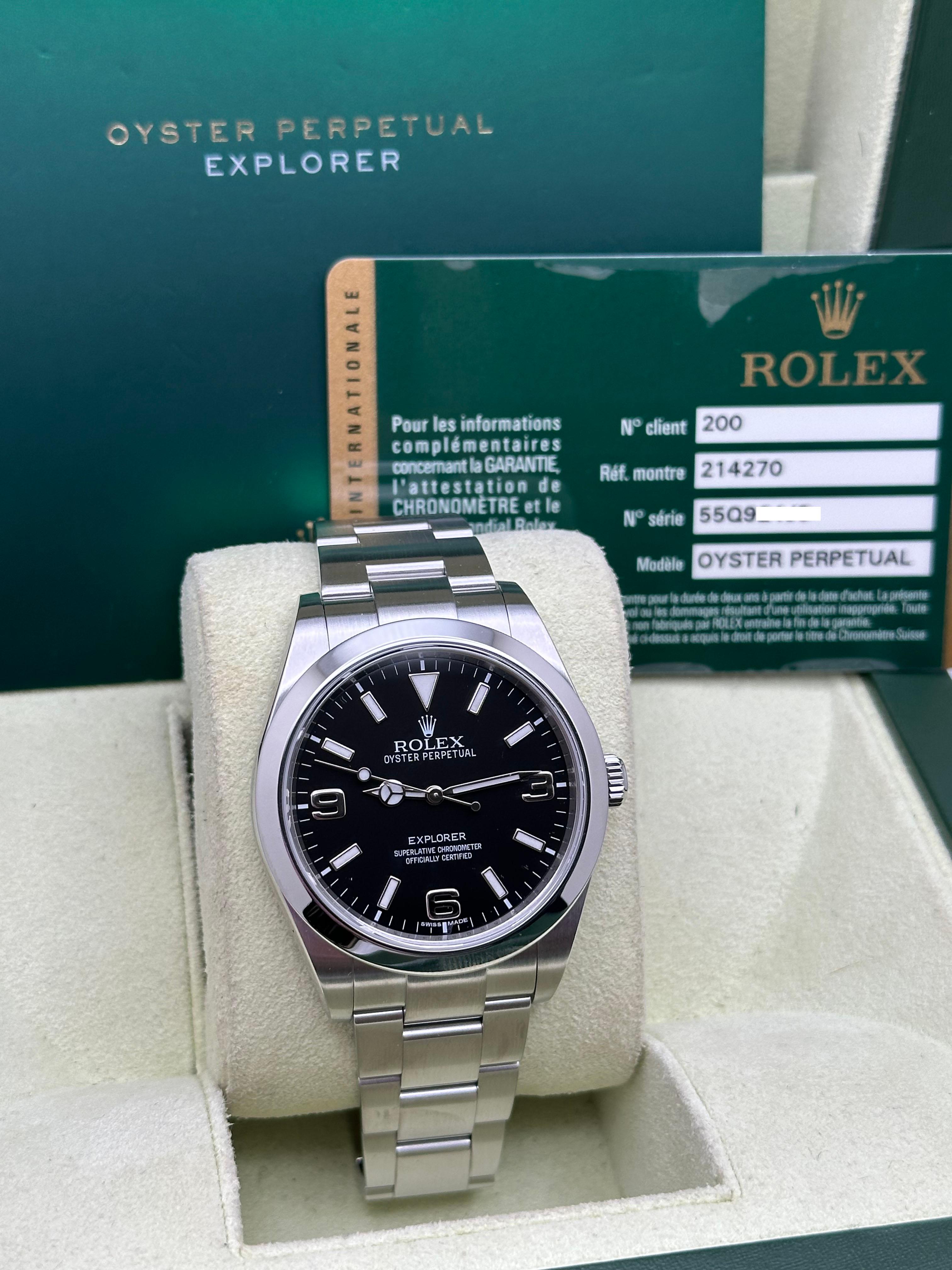 Rolex 214270 Explorer 39mm Schwarzes Zifferblatt Edelstahl Box Papier im Zustand „Hervorragend“ in San Diego, CA
