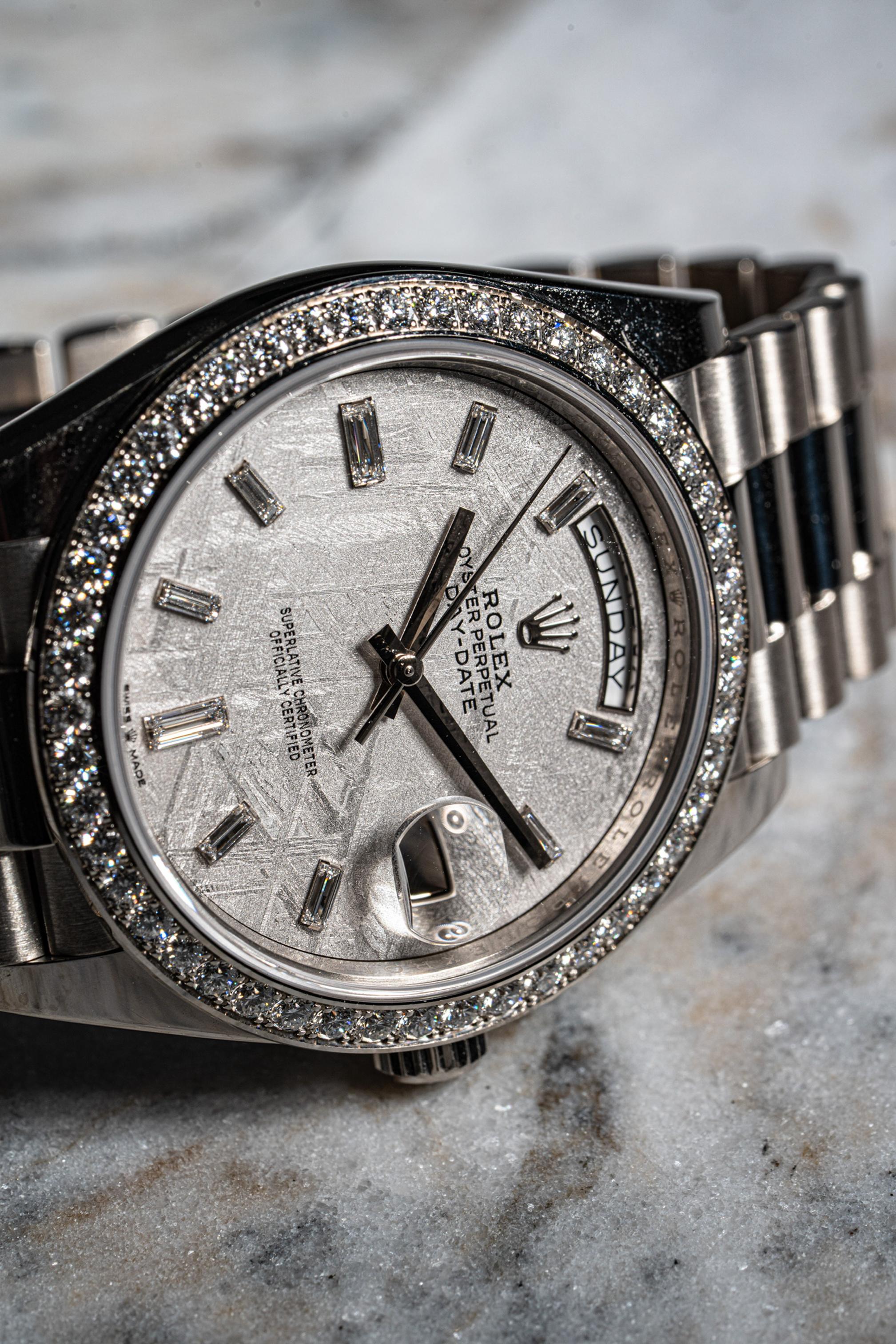 Rolex 228349RBR Orologio Day-Date in oro bianco 18 carati con quadrante in meteorite e diamanti in vendita 4