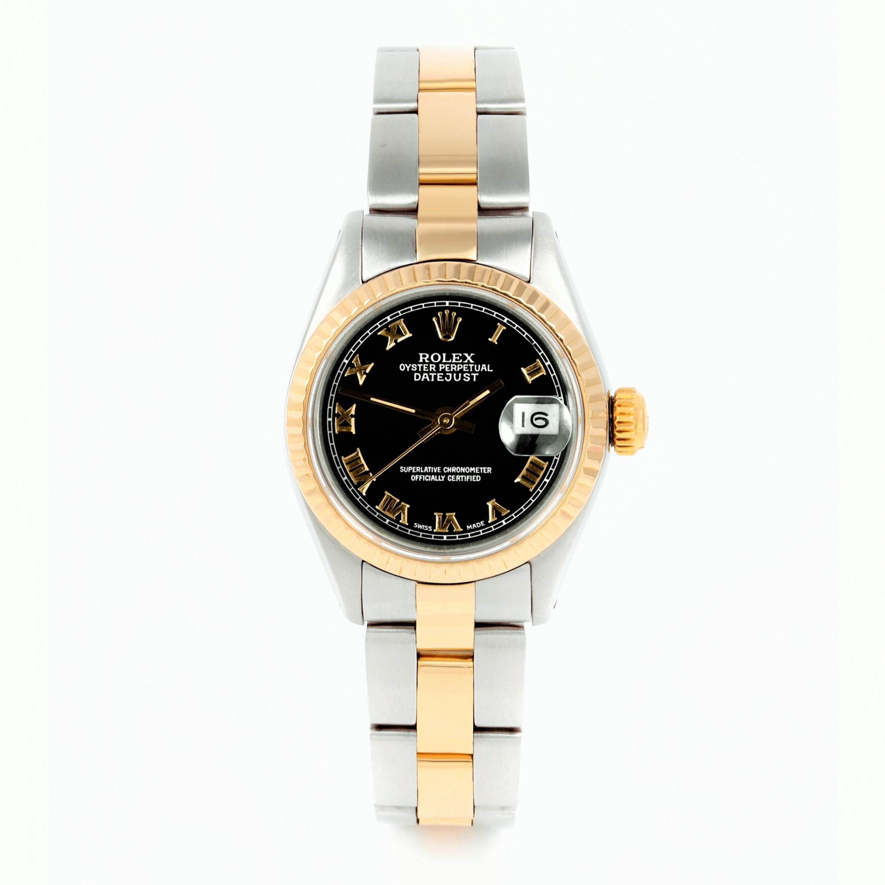 Rolex  Ladies 26mm Datejust 6917 Black Roman numeral two tone Oyster   In Good Condition For Sale In San Fernando, CA