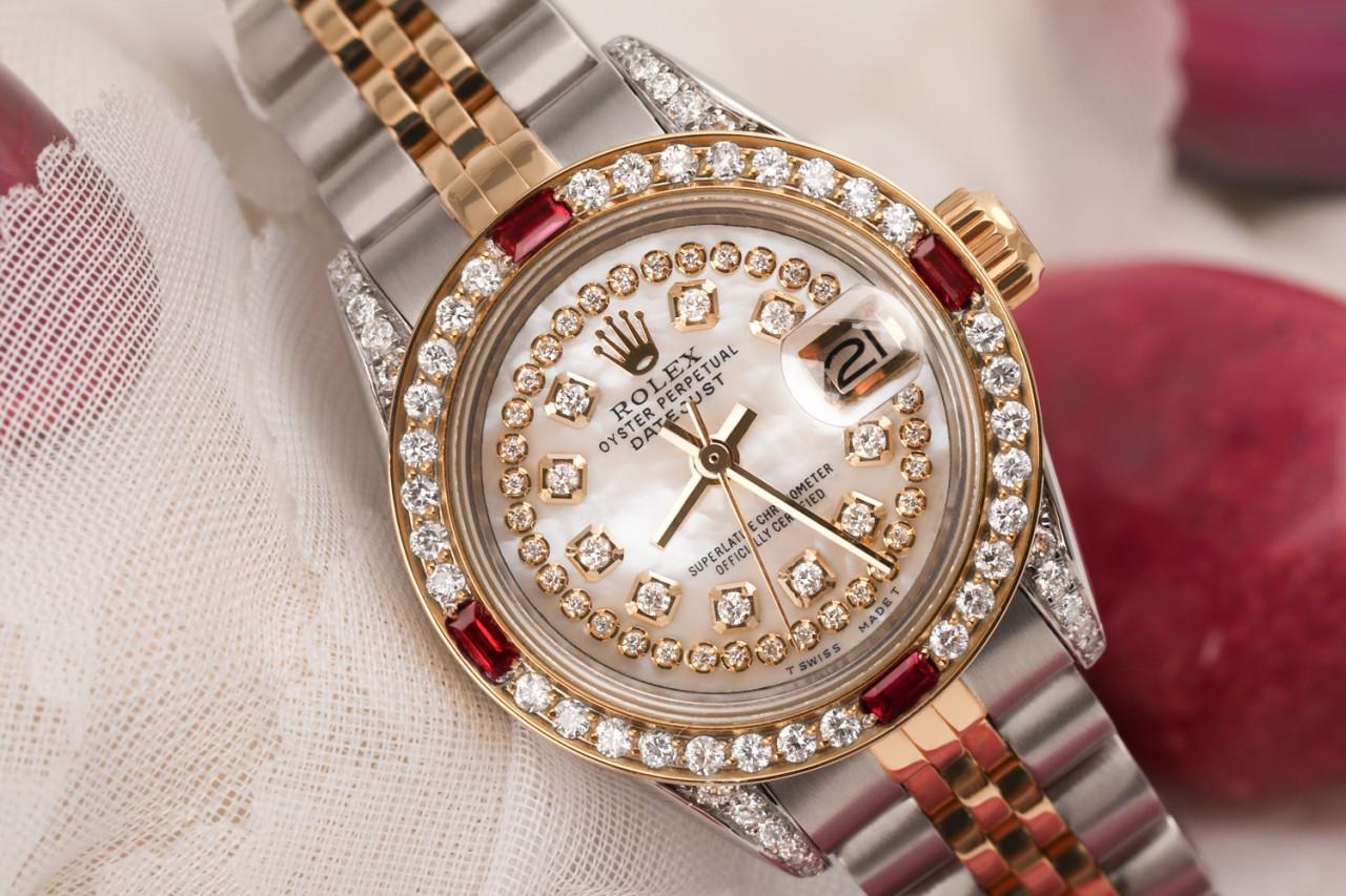 Rolex Datejust Ladies 69173 Two Tone Jubilee White MOP String Diamond Dial Watch In Excellent Condition For Sale In New York, NY