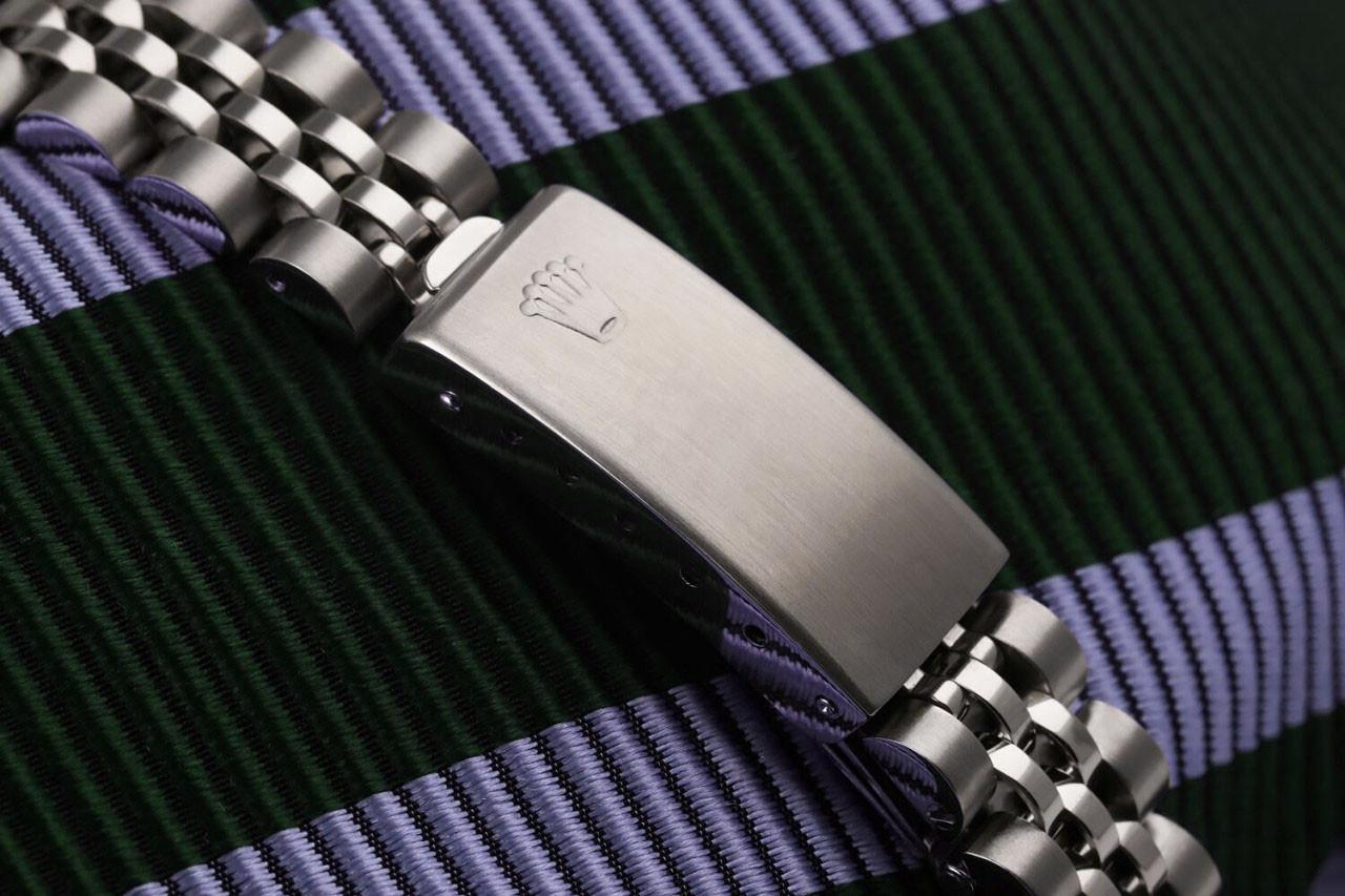 Rolex Montre Datejust en acier avec cadran romain saumon 26 mm et lunette en diamants Pour femmes en vente