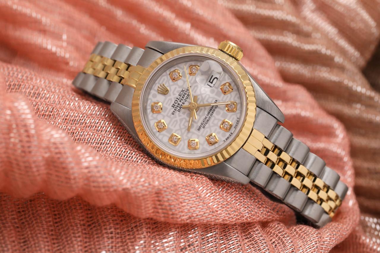 Women's Rolex 26mm Datejust 69173 Two Tone White Color Jubilee Dial with Diamonds Watch For Sale