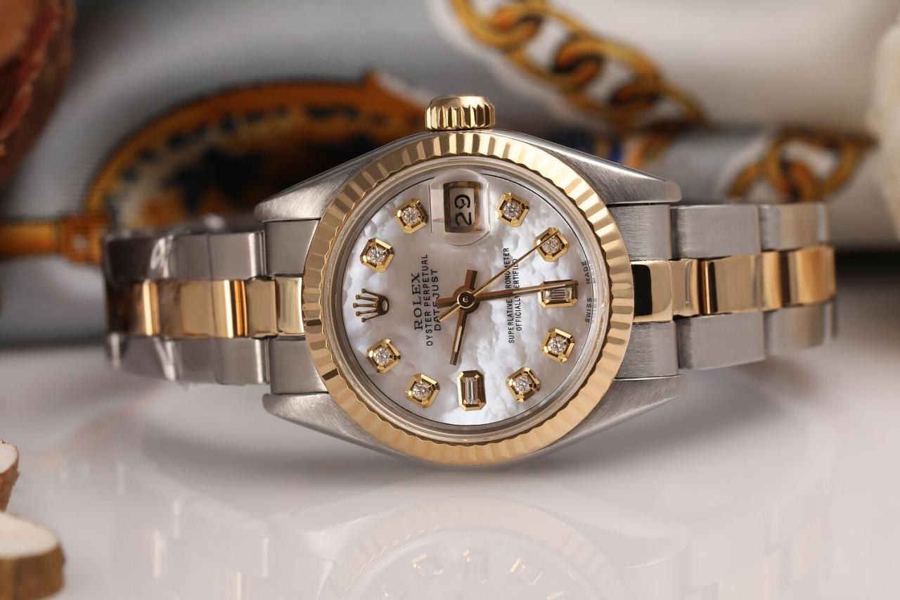 Rolex 26mm Datejust Two Tone White MOP Mother Of Pearl with 8 + 2 Diamond Accent In Excellent Condition For Sale In New York, NY