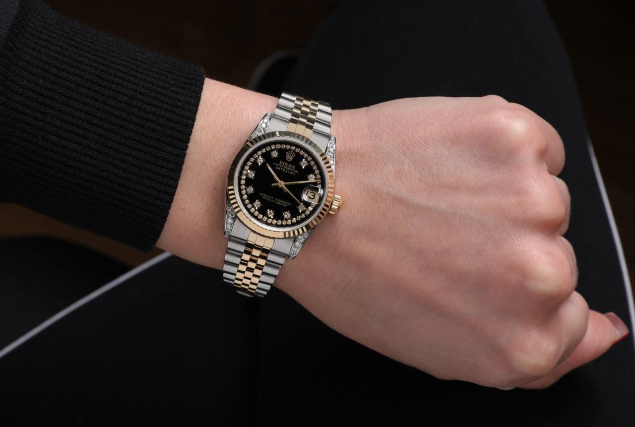 Women's Rolex Datejust Two Tone Vintage Fluted Bezel with Lugs Glossy Black Dial 68273 For Sale