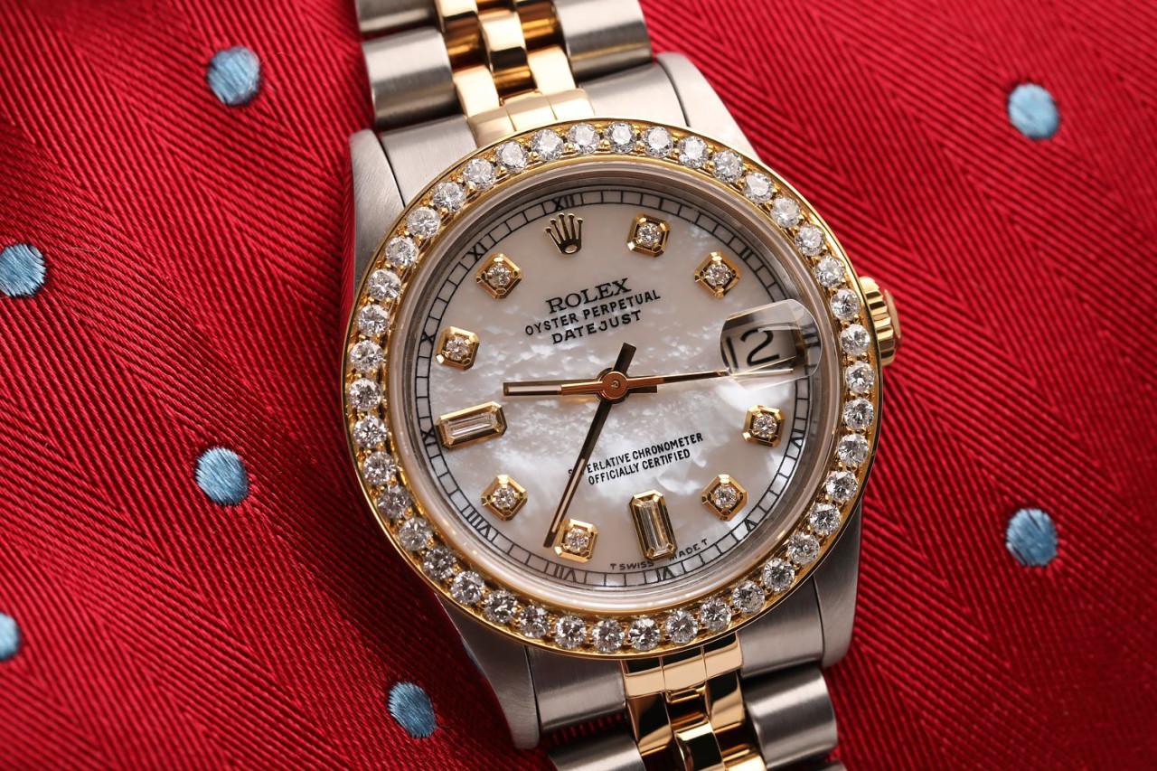 Rolex Montre Datejust vintage avec lunette en diamants bicolores et cadran en diamants blancs MOP 68273 Excellent état - En vente à New York, NY