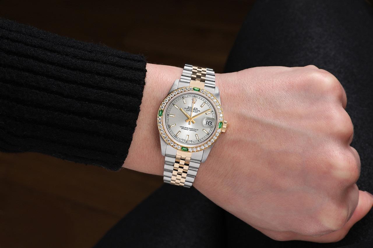Rolex Datejust 68273 Vintage Diamant-Lünette mit Smaragden-Silber Index-Zifferblattuhr im Zustand „Hervorragend“ im Angebot in New York, NY