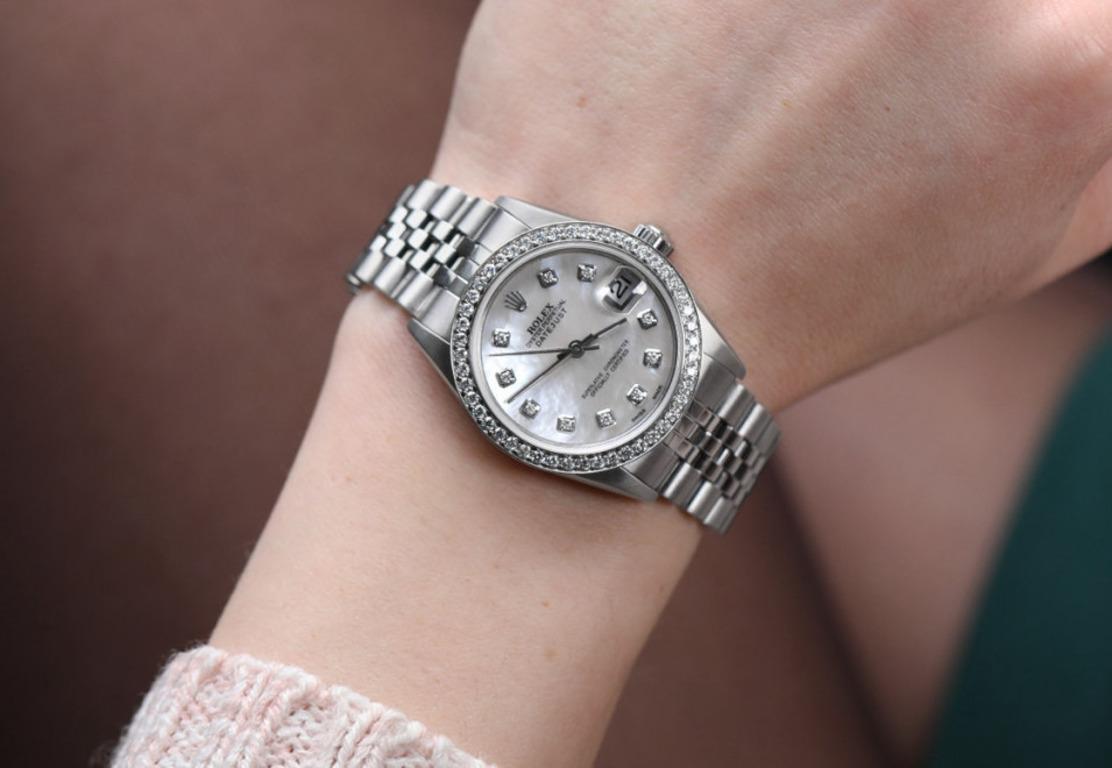 Round Cut Rolex 31mm Datejust With custom Diamond bezel White MOP Diamond Accent Watch For Sale
