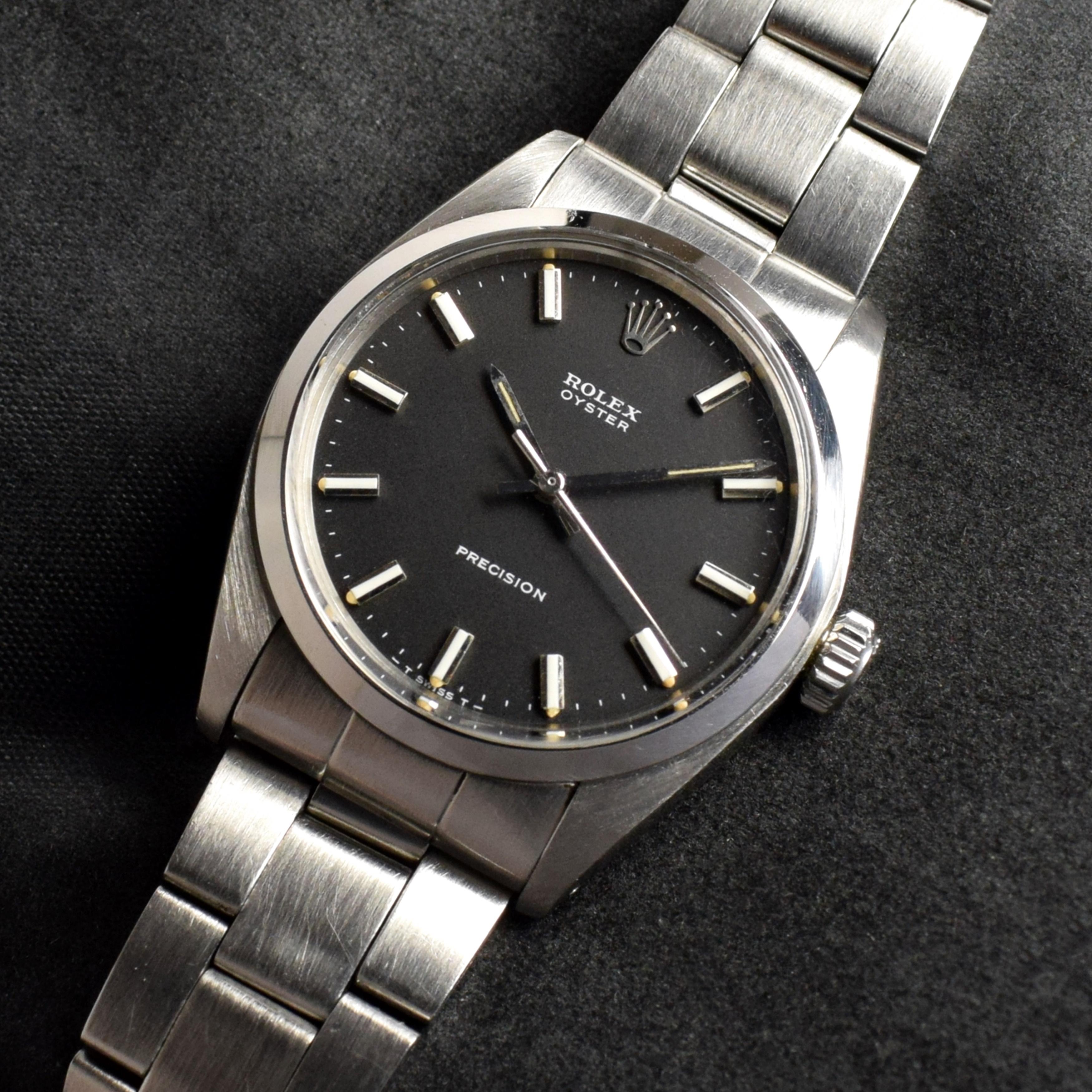 Brand: Vintage Rolex
Model: 6426
Year: 1972
Serial number: 30xxxxx
Reference: C03561
Case: 34mm without crown; Show sign of wear with slight polish from previous; inner case back stamped 6426
Dial: Excellent Clean Condition Matte Black Dial with