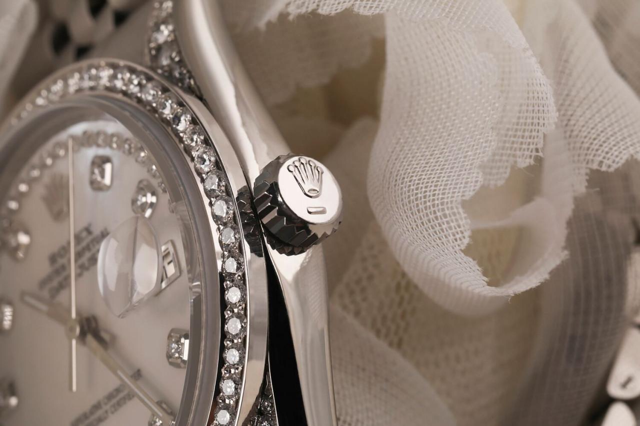 Rolex Datejust Klassische Edelstahl-Uhr 16014 mit weißem MOP-Zifferblatt und Diamanten (Rundschliff) im Angebot
