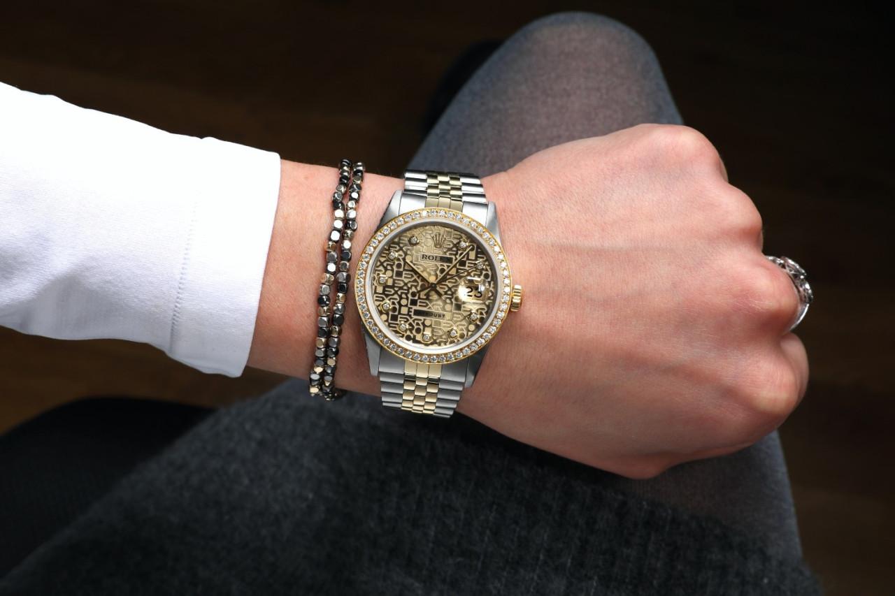 Round Cut Rolex Datejust Diamond Bezel Discreet Jubilee Design Watch For Sale