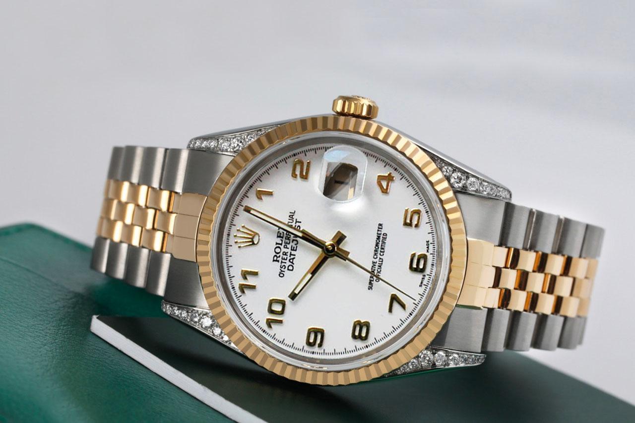 Rolex 36mm Datejust Diamond Lugs White Dial Two Tone Watch

We take great pride in presenting this timepiece, which is in impeccable condition, having undergone professional polishing and servicing to maintain its pristine appearance. The watch