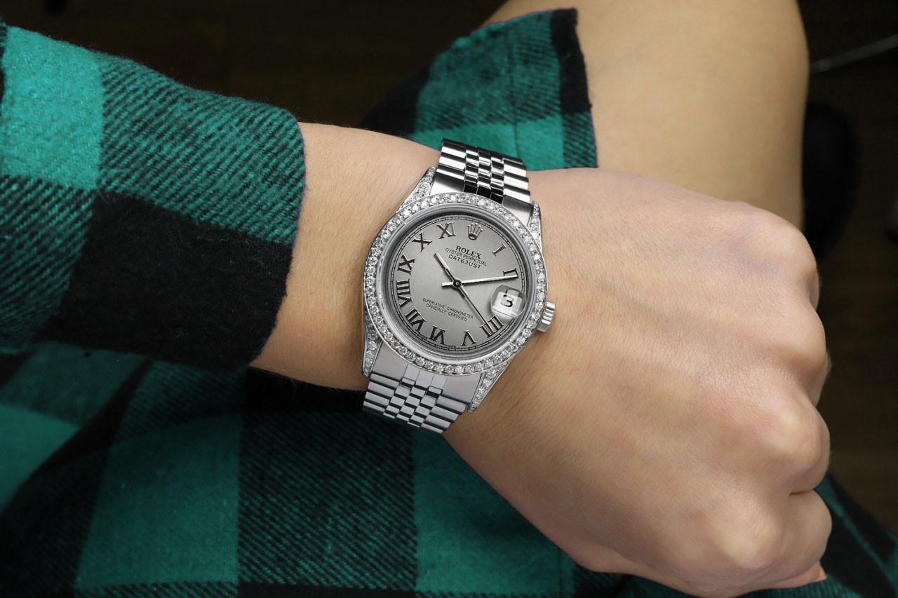 Edelstahl-Uhr mit 36 mm Datejust grauem römischem Zifferblatt und Diamant-Lünette/Lugs im Zustand „Hervorragend“ im Angebot in New York, NY