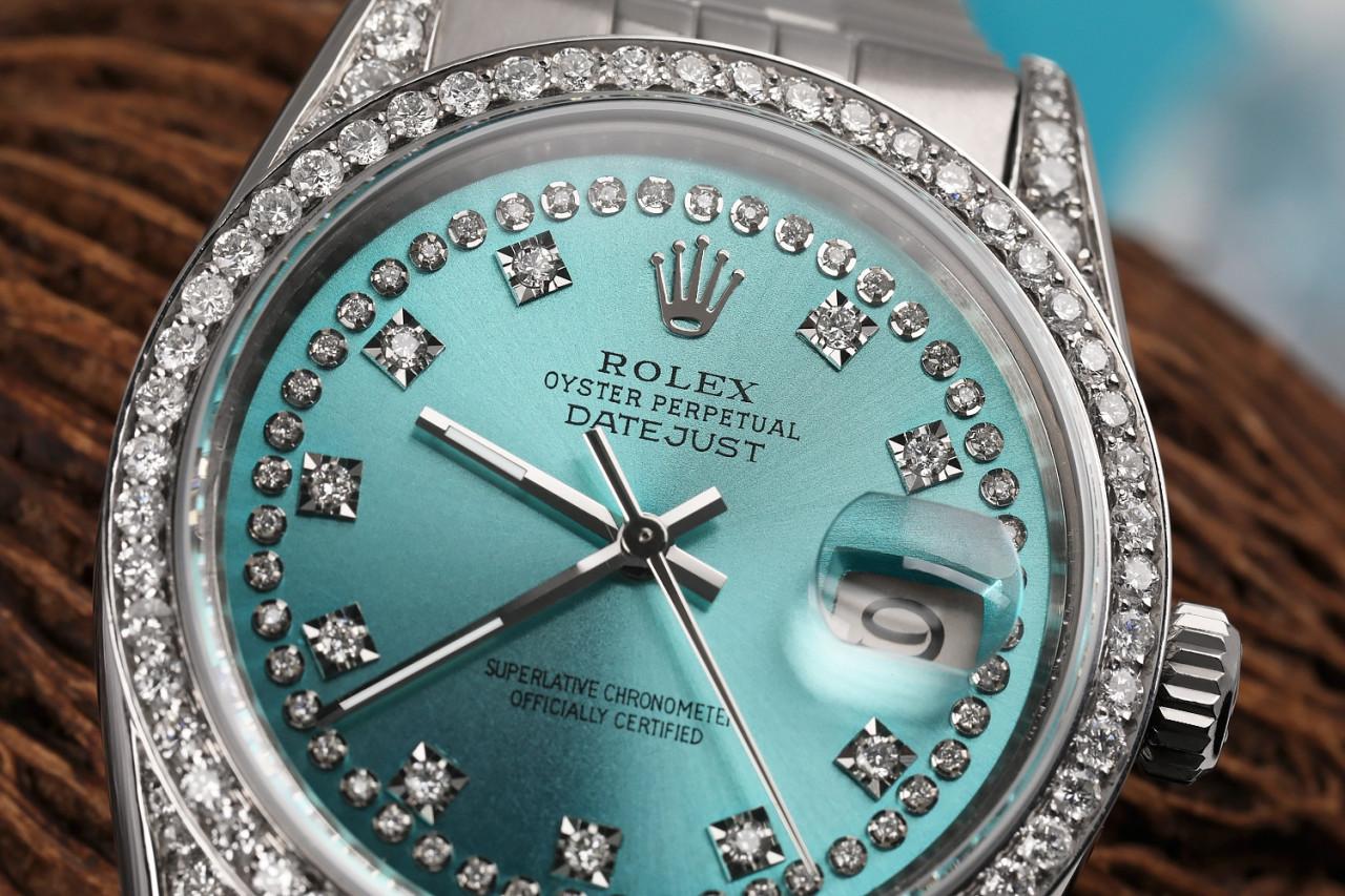 Rolex Datejust 36mm Custom Ice Blue String Diamond Dial, Diamond Bezel and Diamond Lugs. Stainless Steel Watch with Jubilee Band 16014

This watch is in like new condition. It has been polished, serviced and has no visible scratches or blemishes.